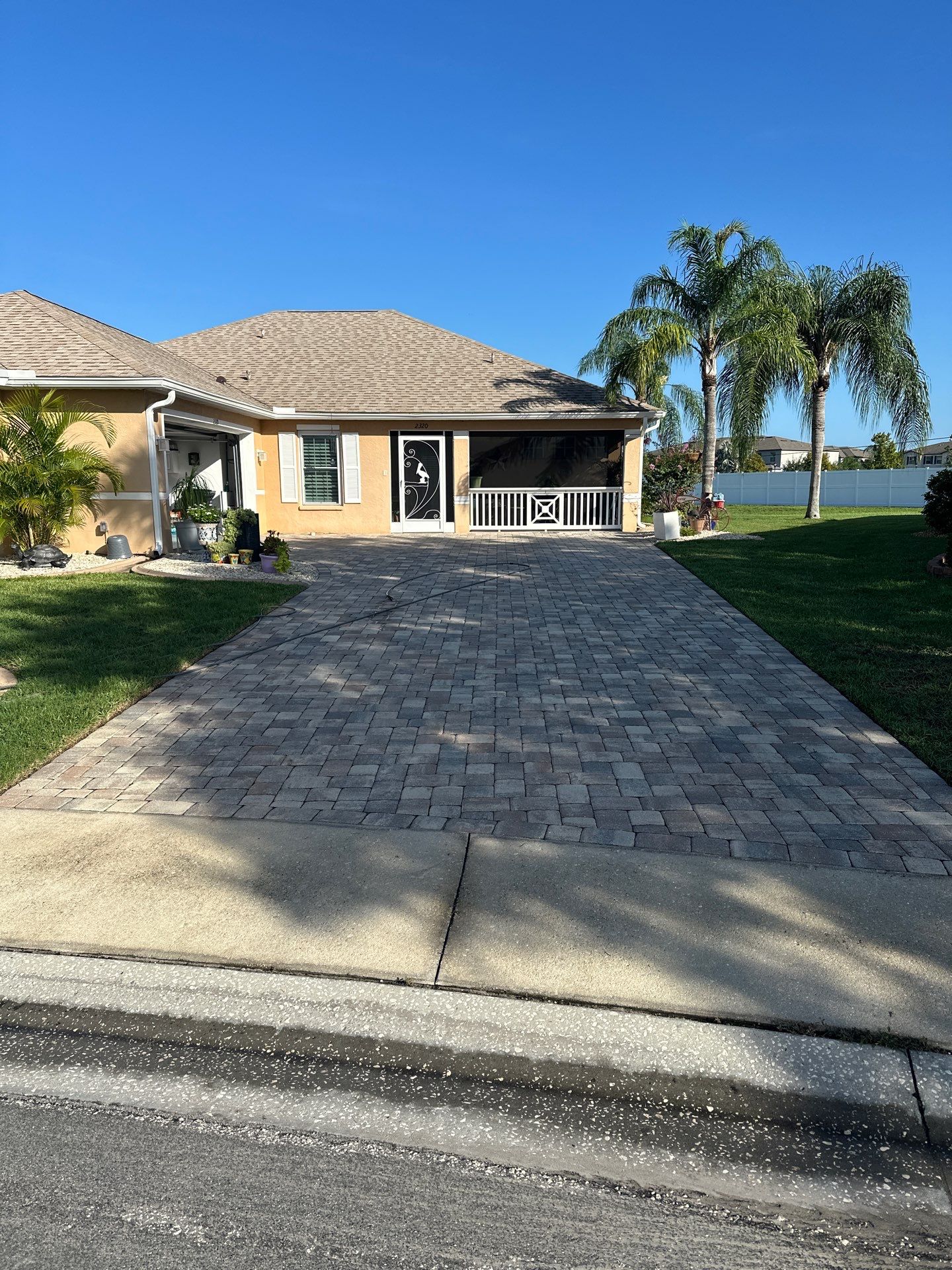 Paver Cleaning and Sealing in Sun City Center by Supreme Paver Experts