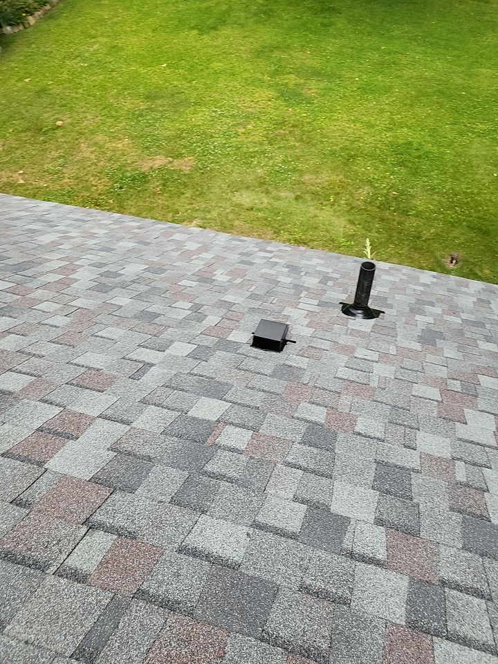 ATLAS PINNACLE HP W/SCOTCHGARD COLOR: SUMMER STORM  by Eagle Eye Roofing