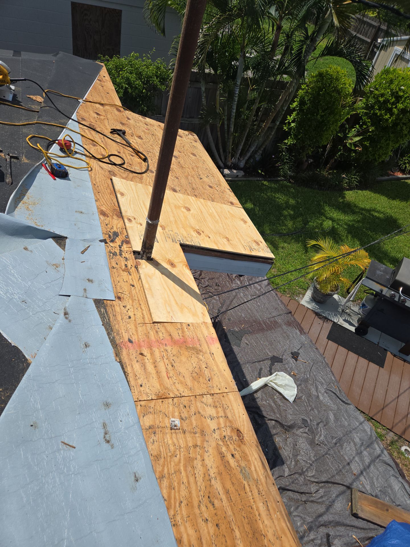 Project in Pinellas Park 33781 by Mitchell Roofing Company LLC 