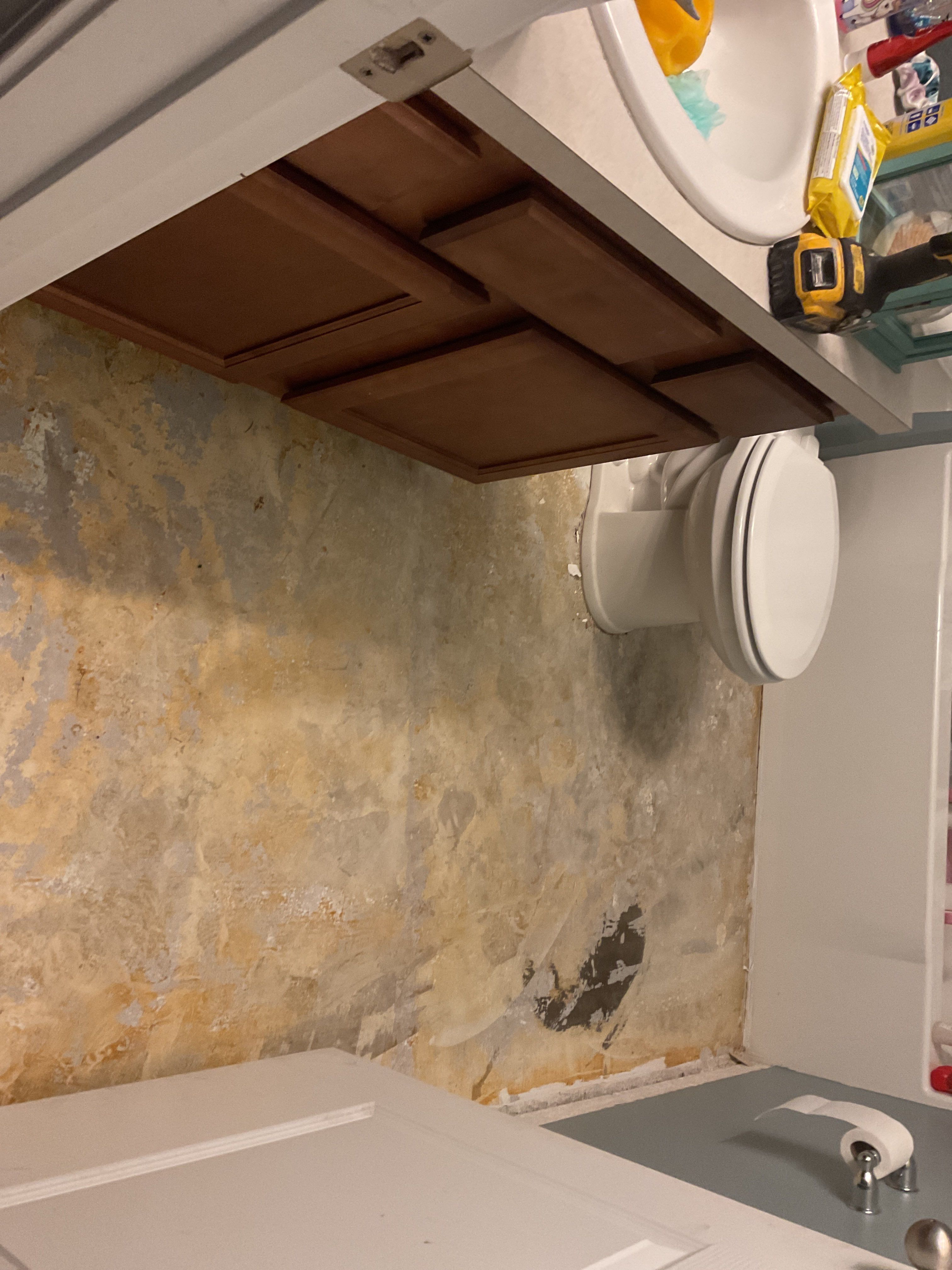 Tile Installation & Epoxy Countertop by Axtra Hand