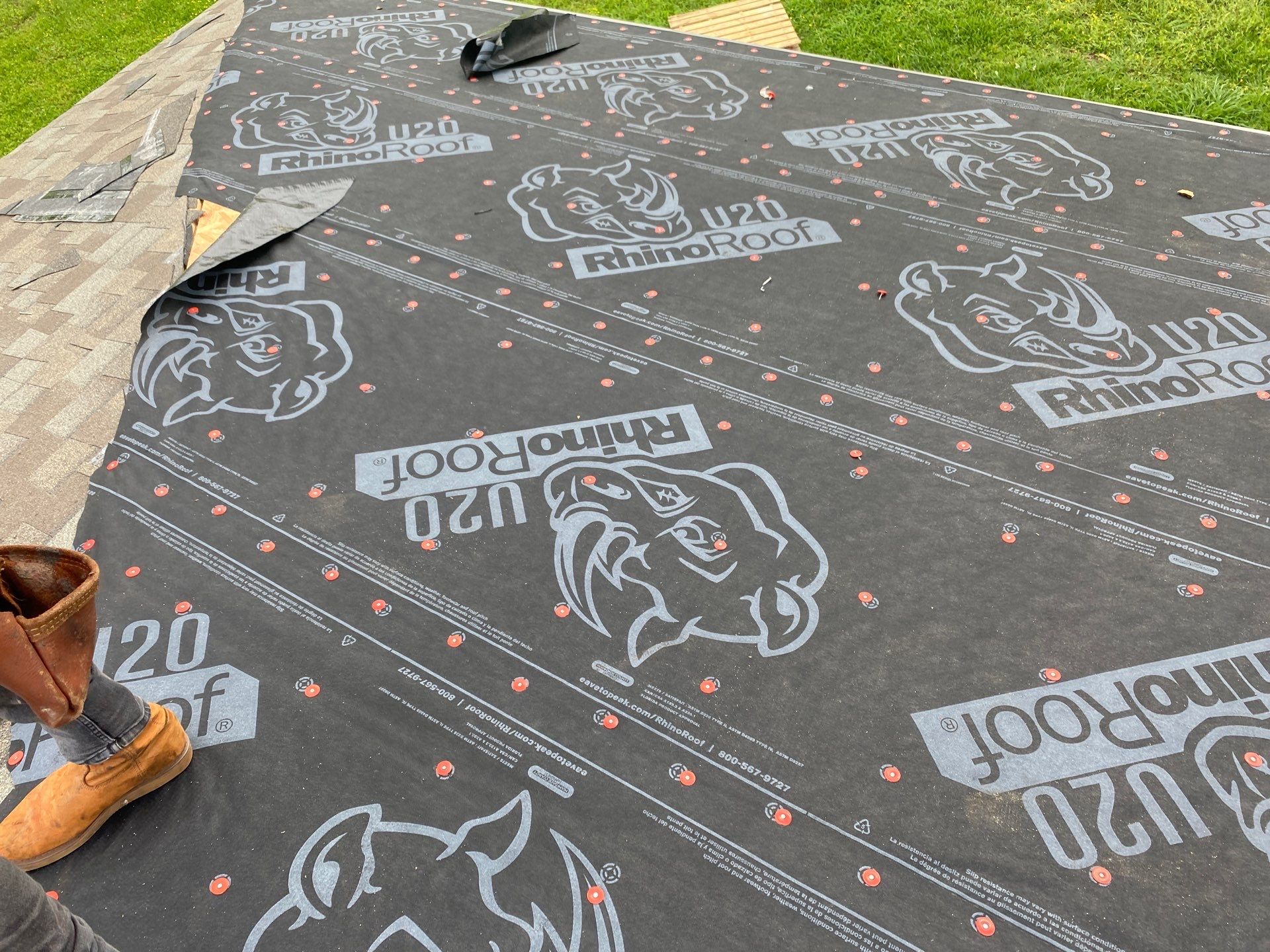 Residential Roofing Installation using Owen's Corning Duration (Lifetime) Shingles by Roof Repair Company