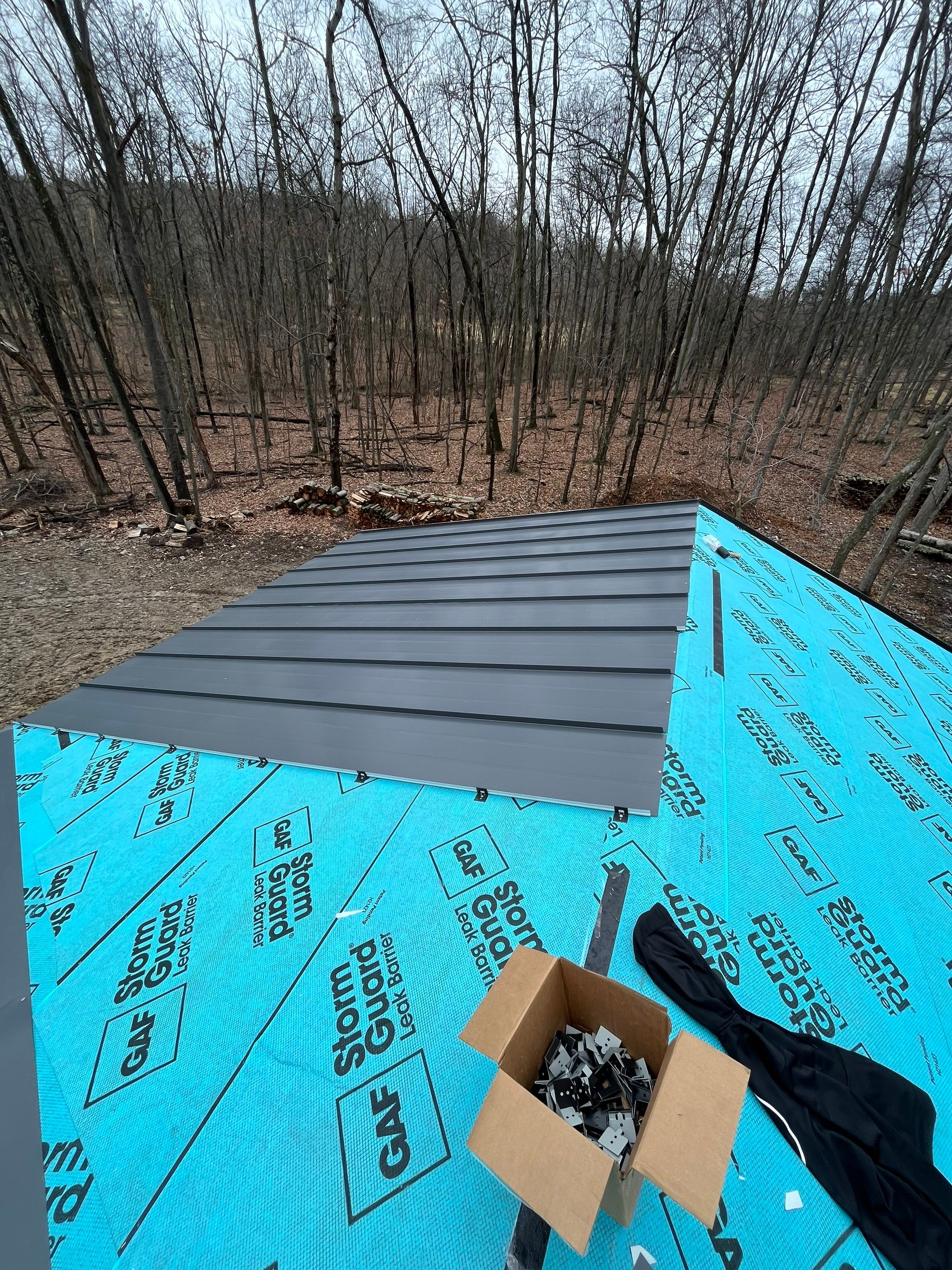 Standing Seam  using Everlast Standing Seam 24 Gauge  by Teflon Roofing