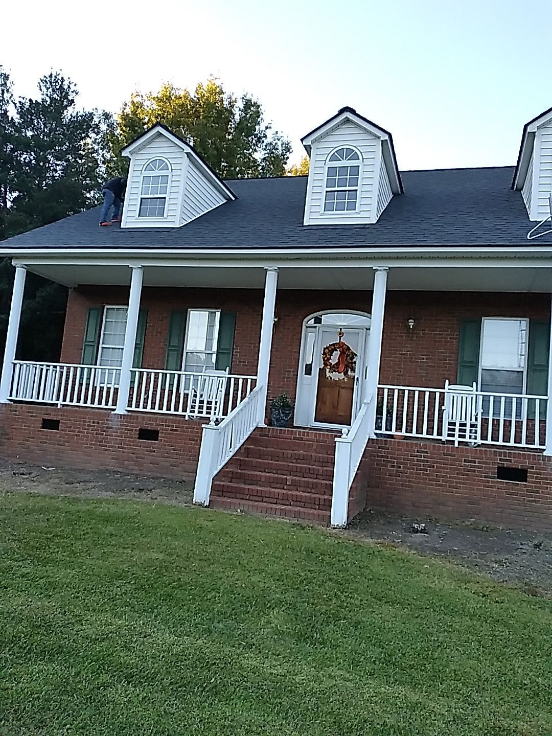 Residential Roofing Installation using Owens Corning Oakridge- Williamsburg Gray by Indigo State Roofing