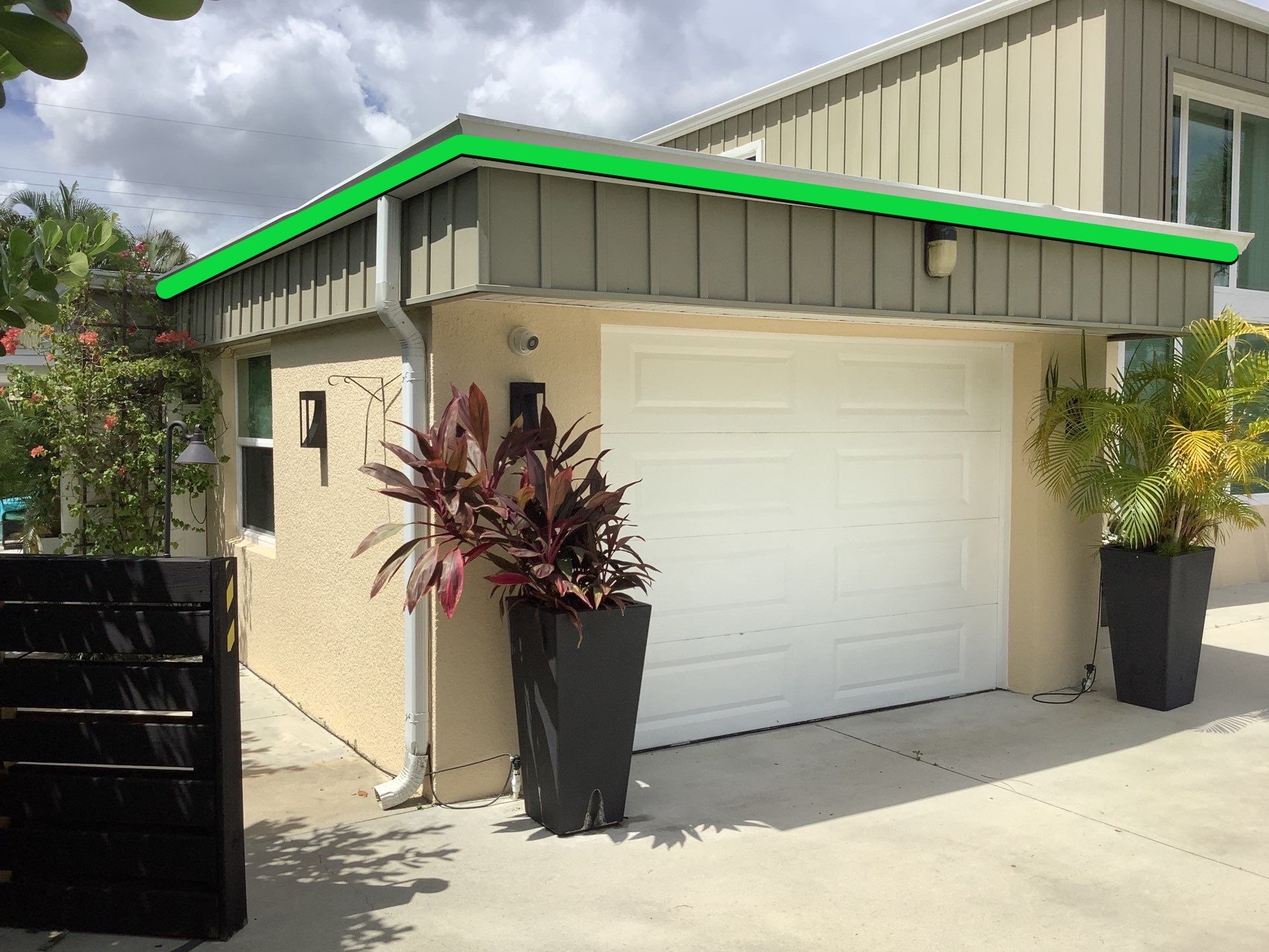 Seamless Gutters for a Luxury Finish in Fort Myers FL by Gutter Professors