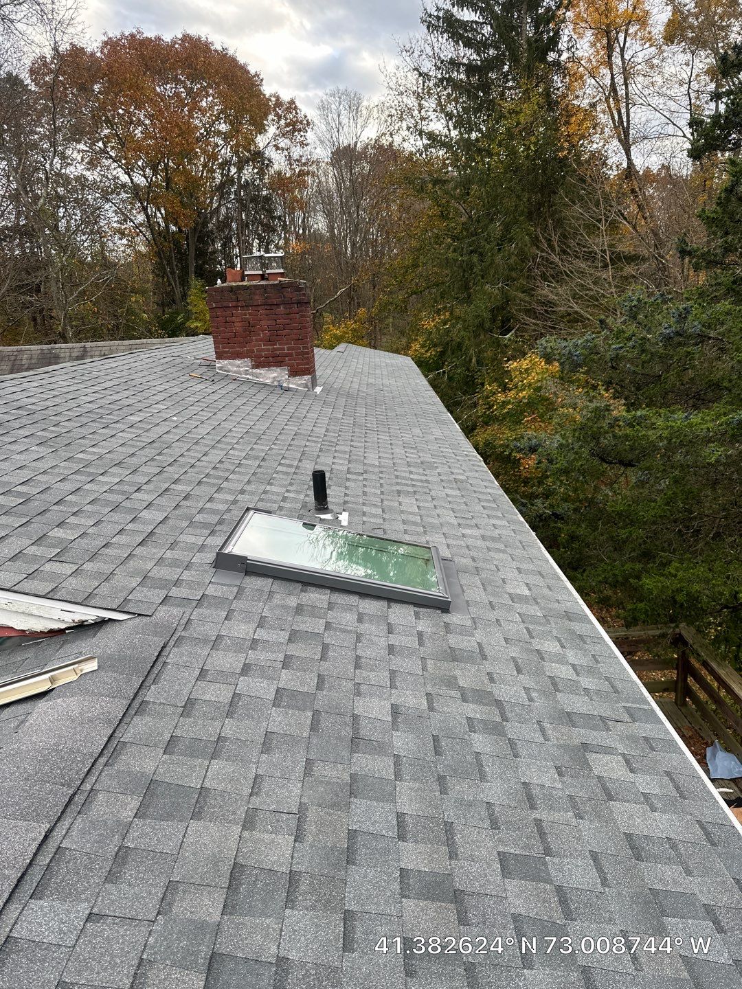 Residential Roofing Installation using Owens Corning TruDefinition Duration AR - Estate Gray & White Double 4 Siding by A Plus Exterior