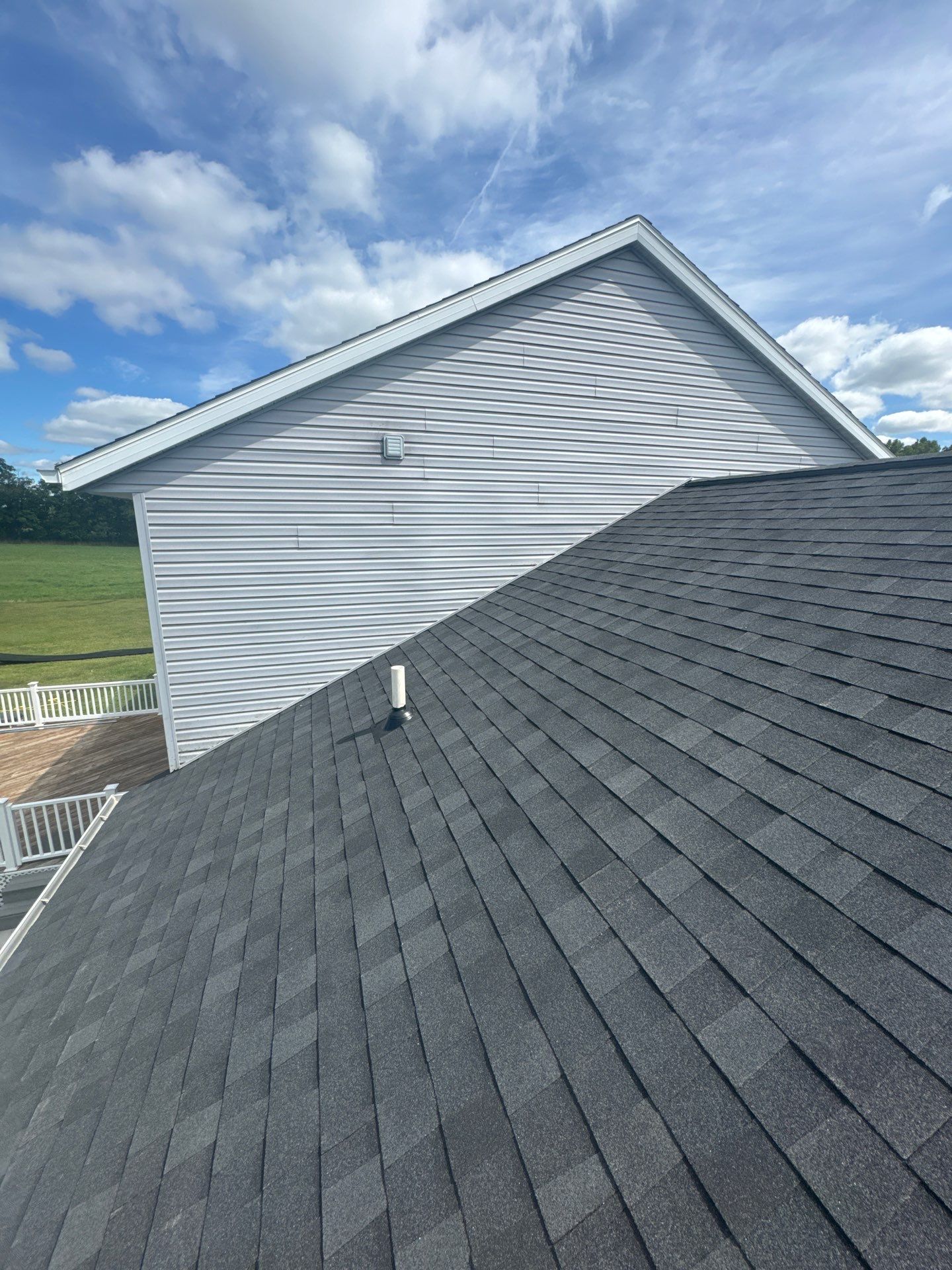 5534 West Clarksville Road • Lake Odessa, MI 48849 by Veteran Roofing & Exteriors