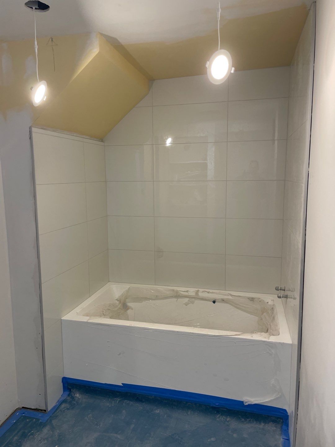 Basement rebuilt after flood by Eco-Nature Construction Inc.