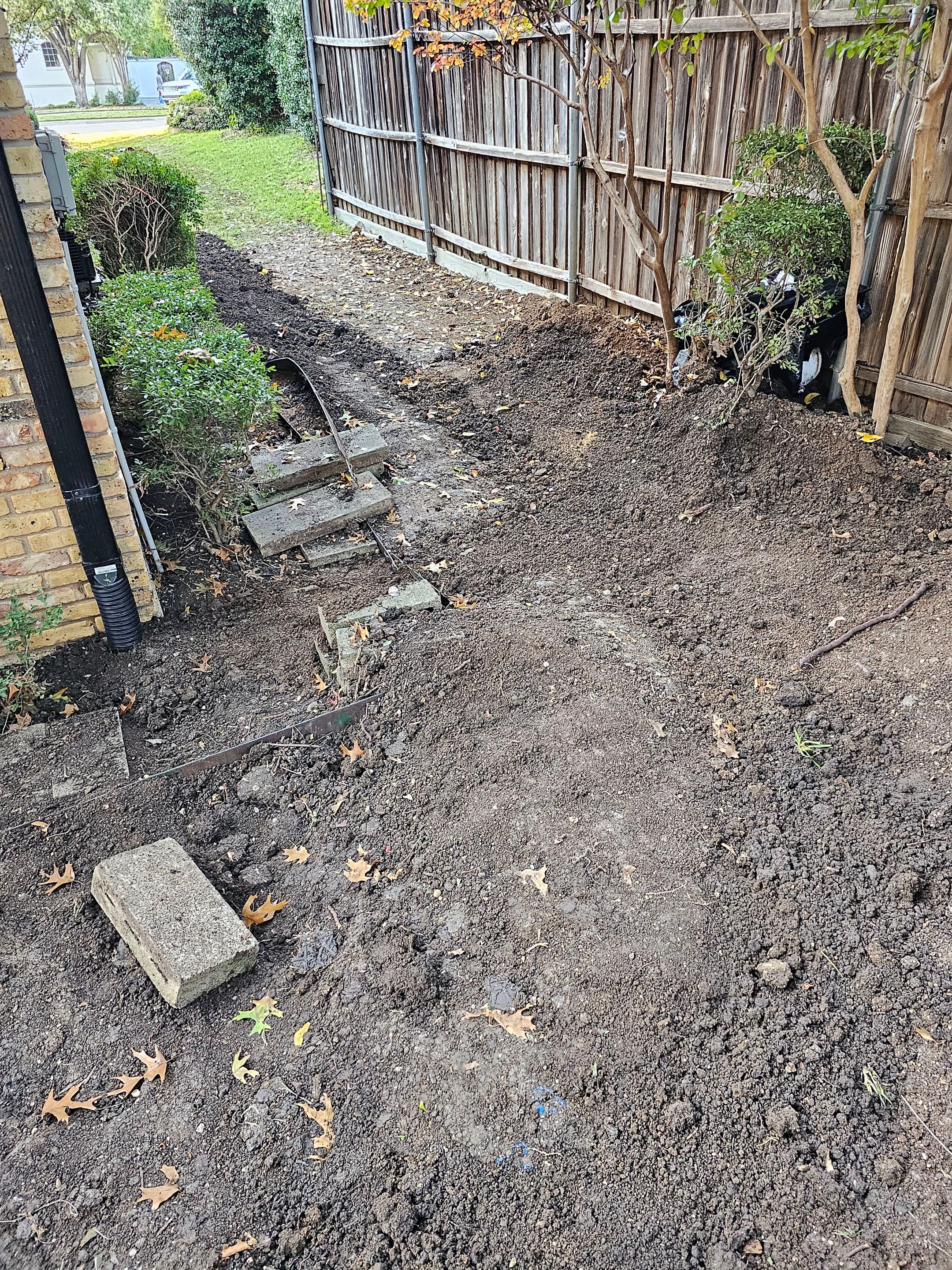 French Drain & Retaining Wall by EL-GC LLC 