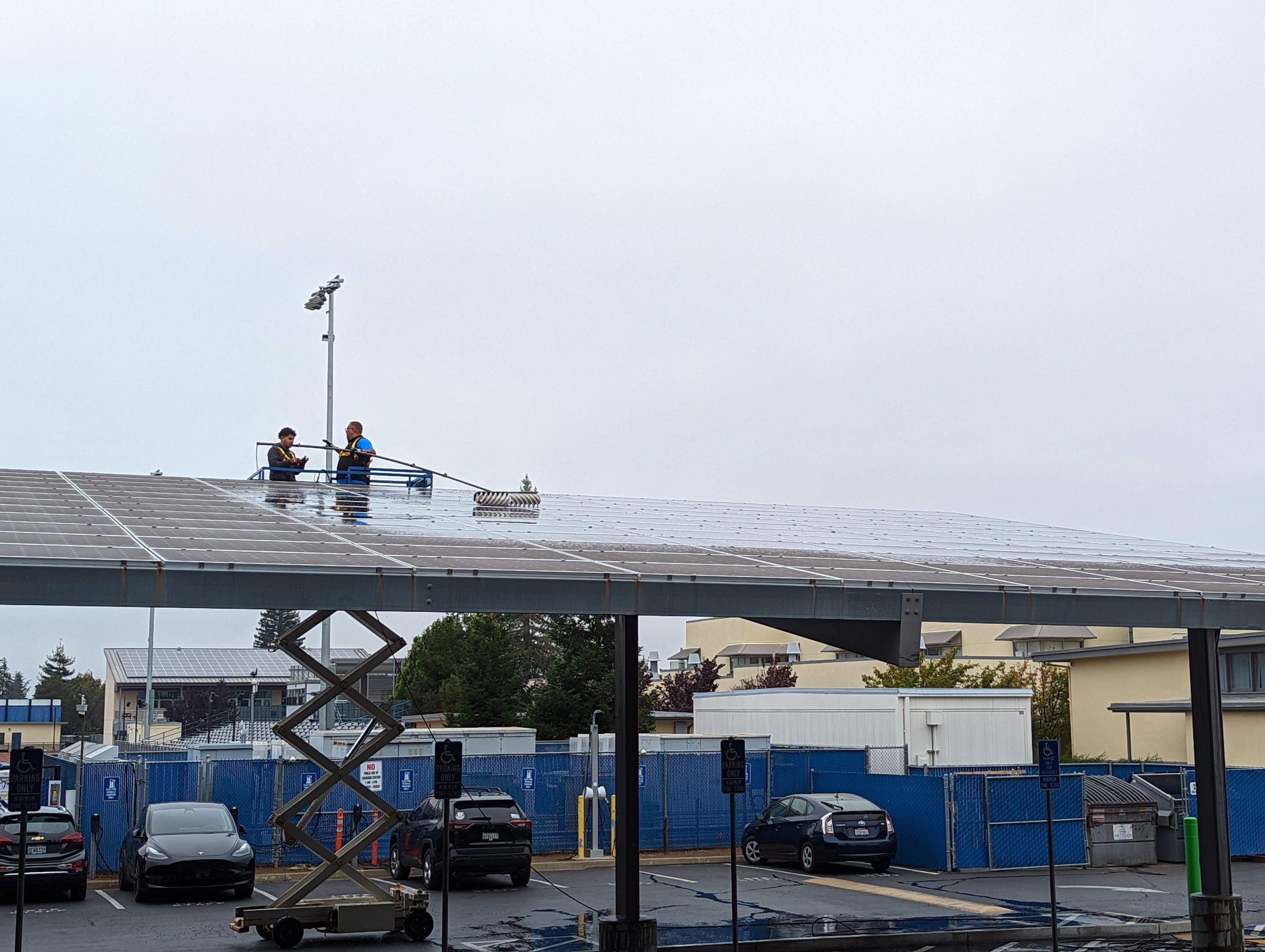 Los Alots Commercial Solar Panel Cleaning by All One Solar Shine