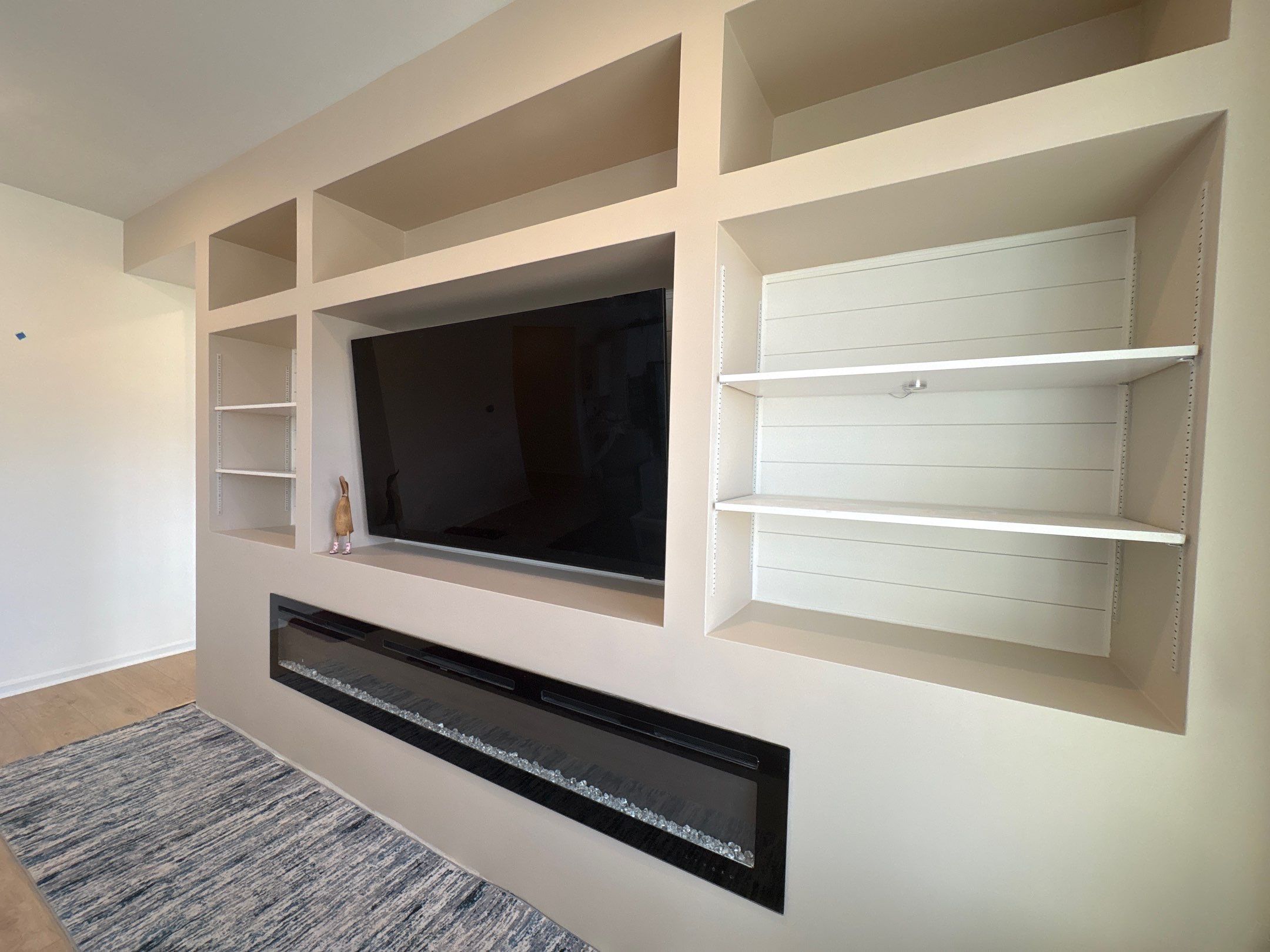 Another fresh interior transformation underway in Summerville 🎨 by Pathway Home Painting & Improvements