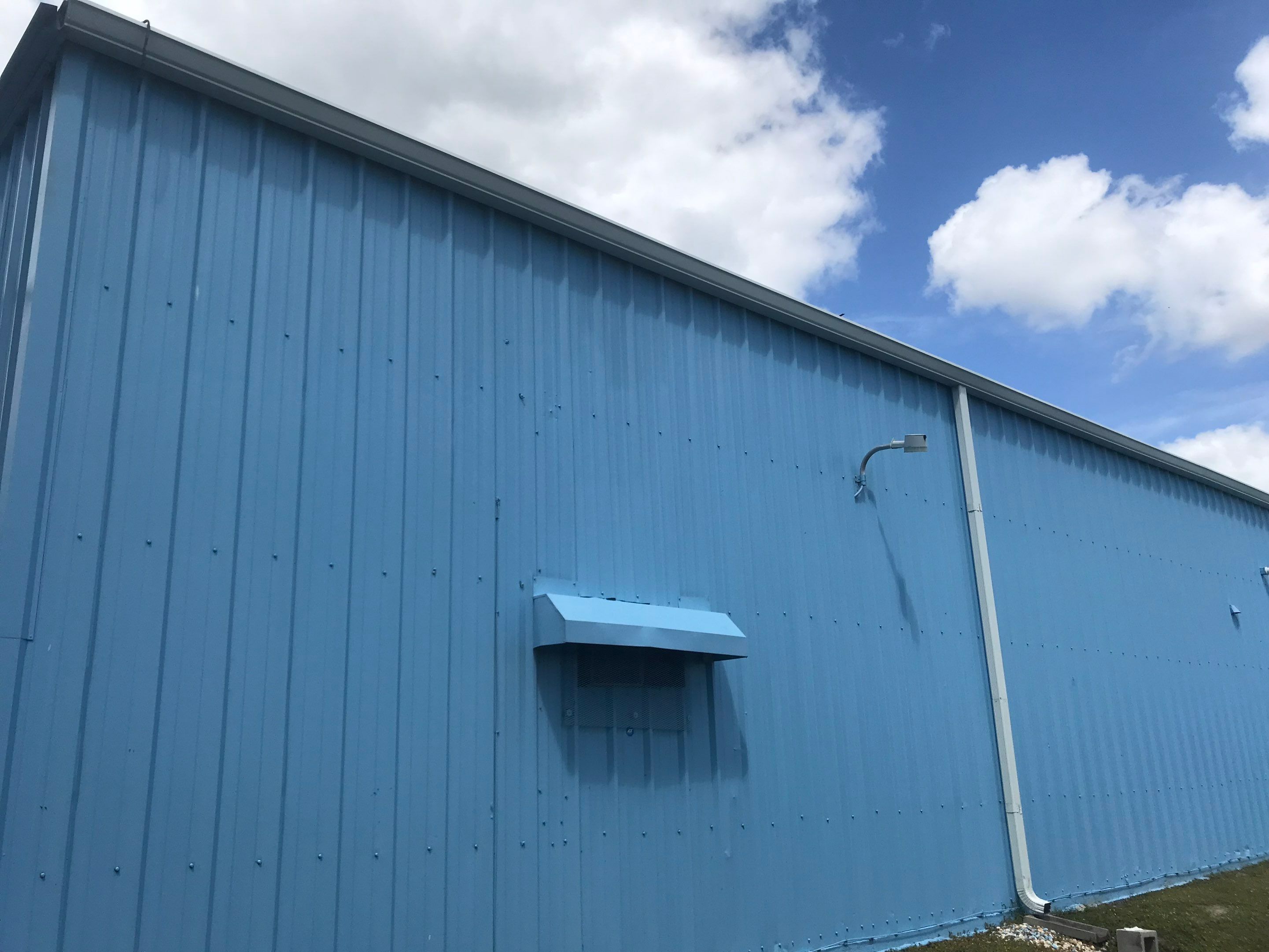 7-Inch Seamless Gutters for Coastal Homes in Fort Myers FL by Gutter Professor by Gutter Professors