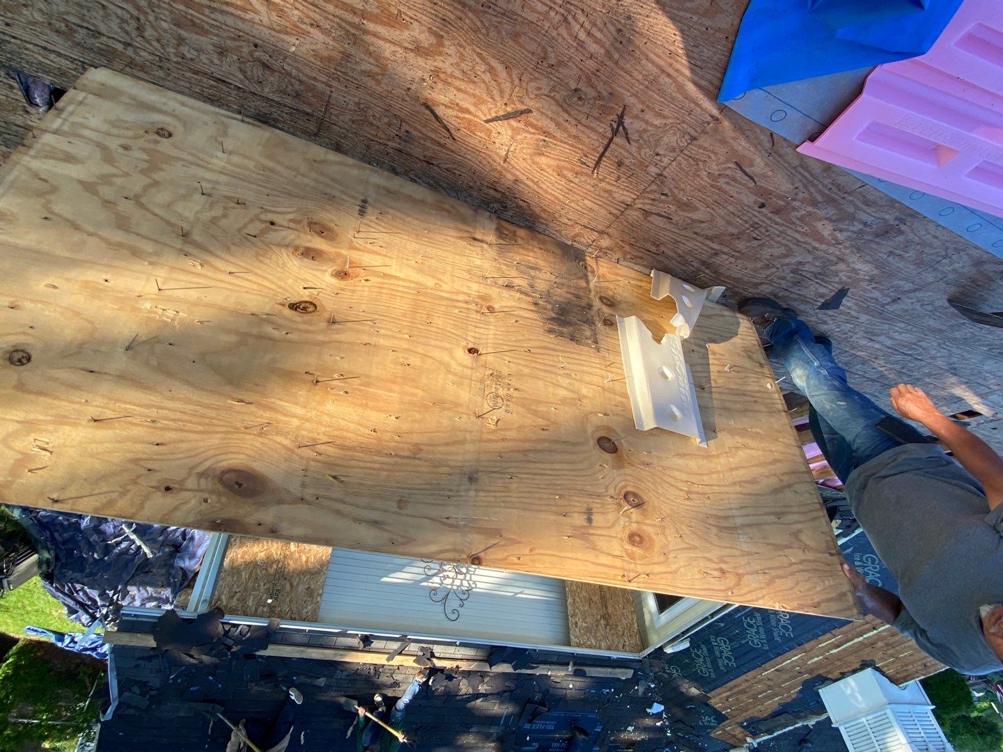 Roof Replacement using CertainTeed Landmark by 180 Contractors