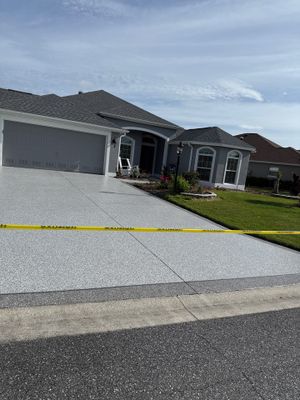 Driveway & Sidewalk Slatestone with Silvercreek borders