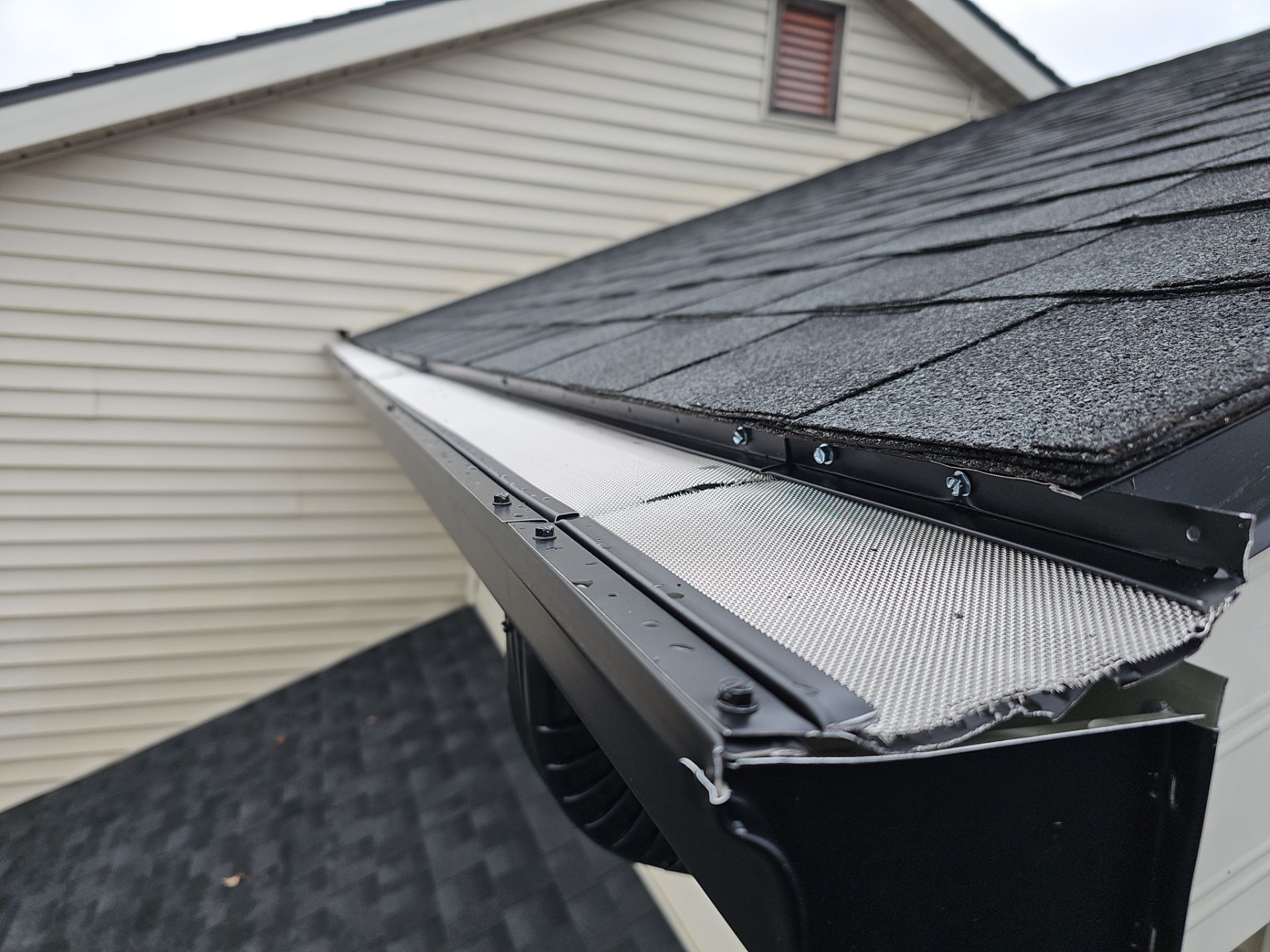 Residential Roofing Installation using GAF Timberline HDZ Charcoal by Nitro Roofing and Construction