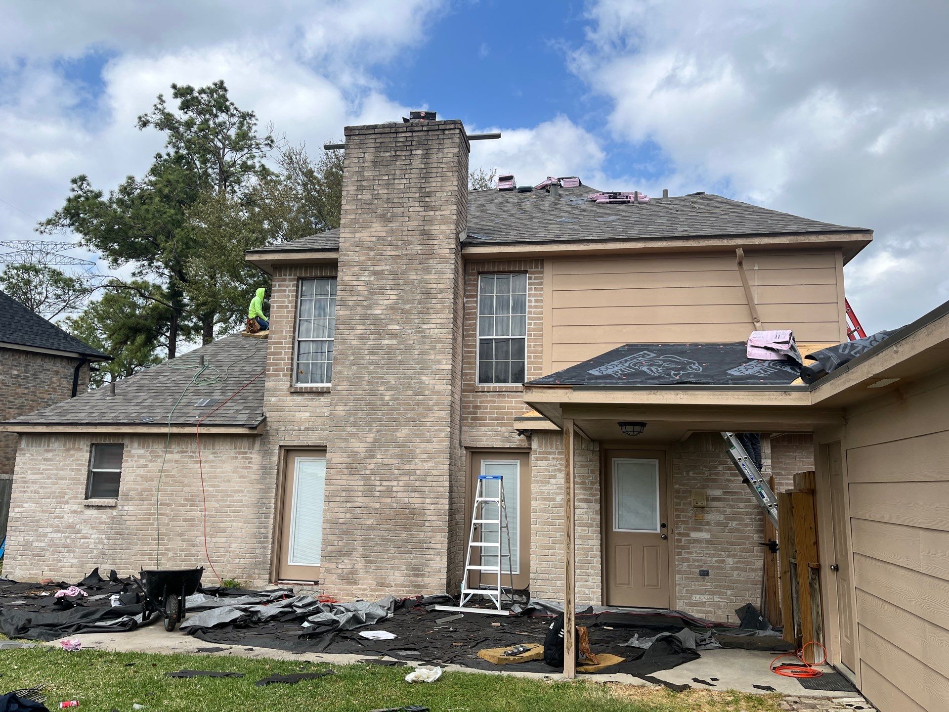 Residential Roofing Repair using Owen's Corning Duration (Lifetime) Shingles by Roof Repair Company