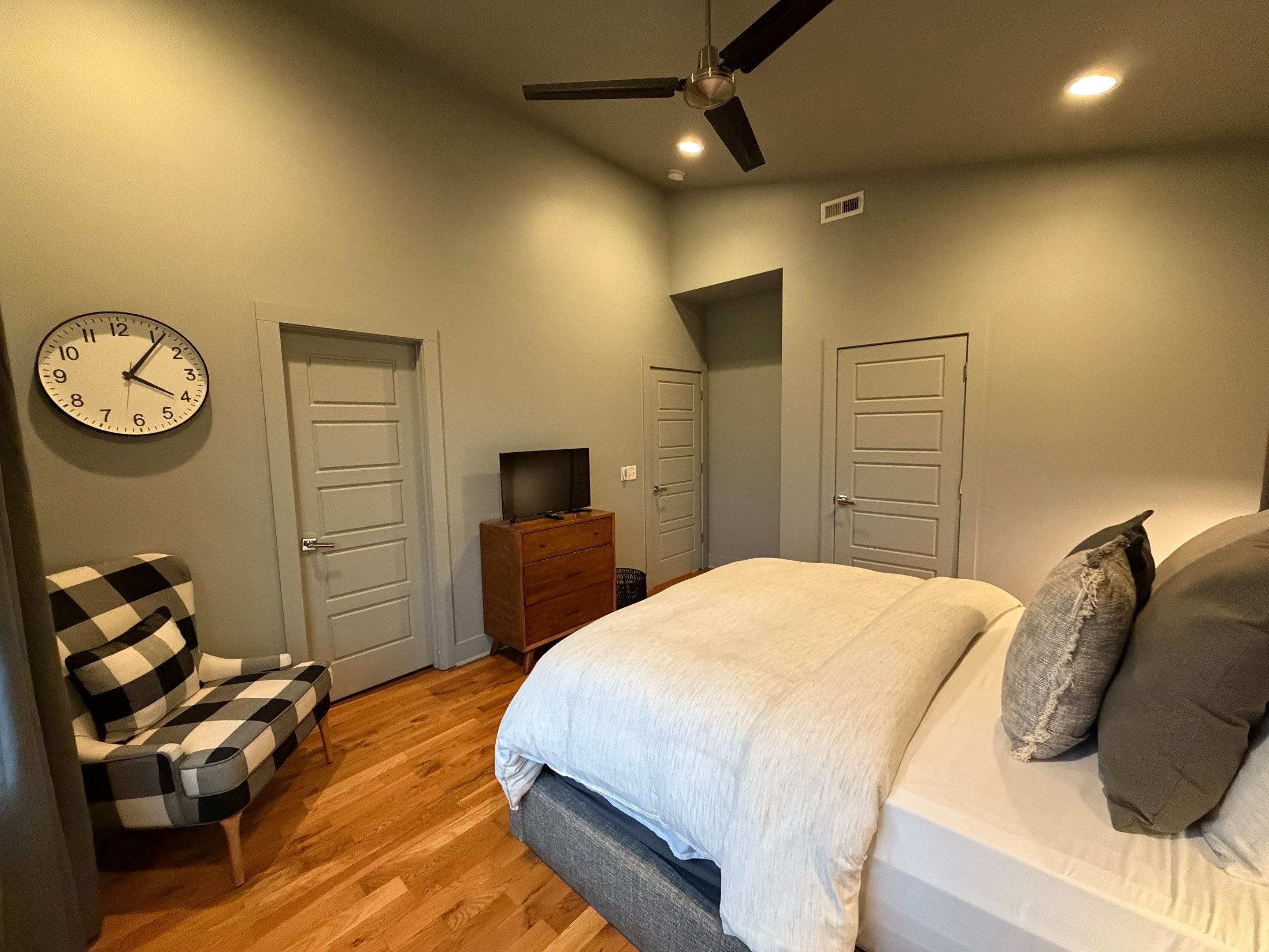 Interior Painting in Nashville by Music City Improvements