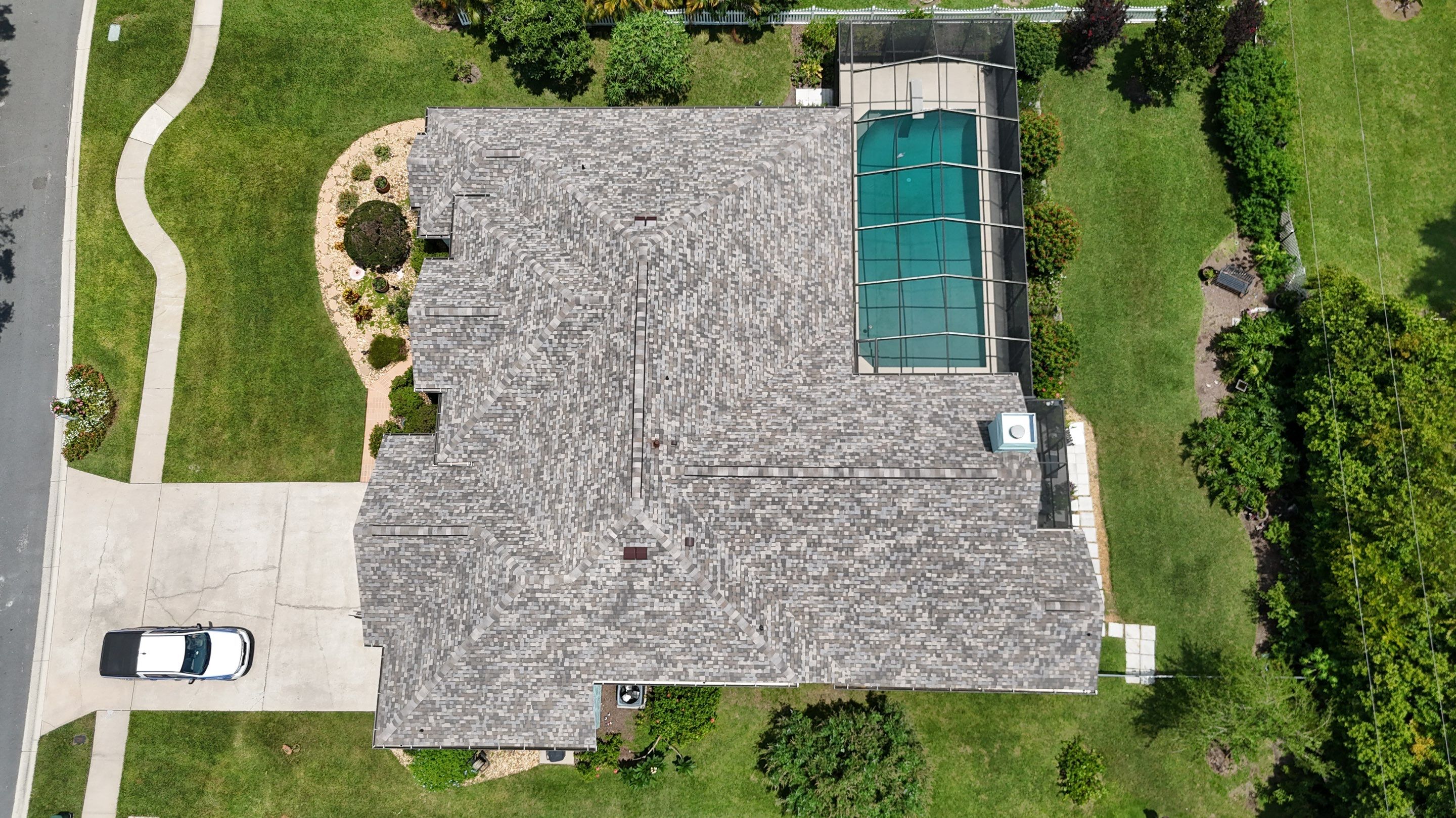 Roof Replacement in Valrico, FL by Shingle Masters Roofing