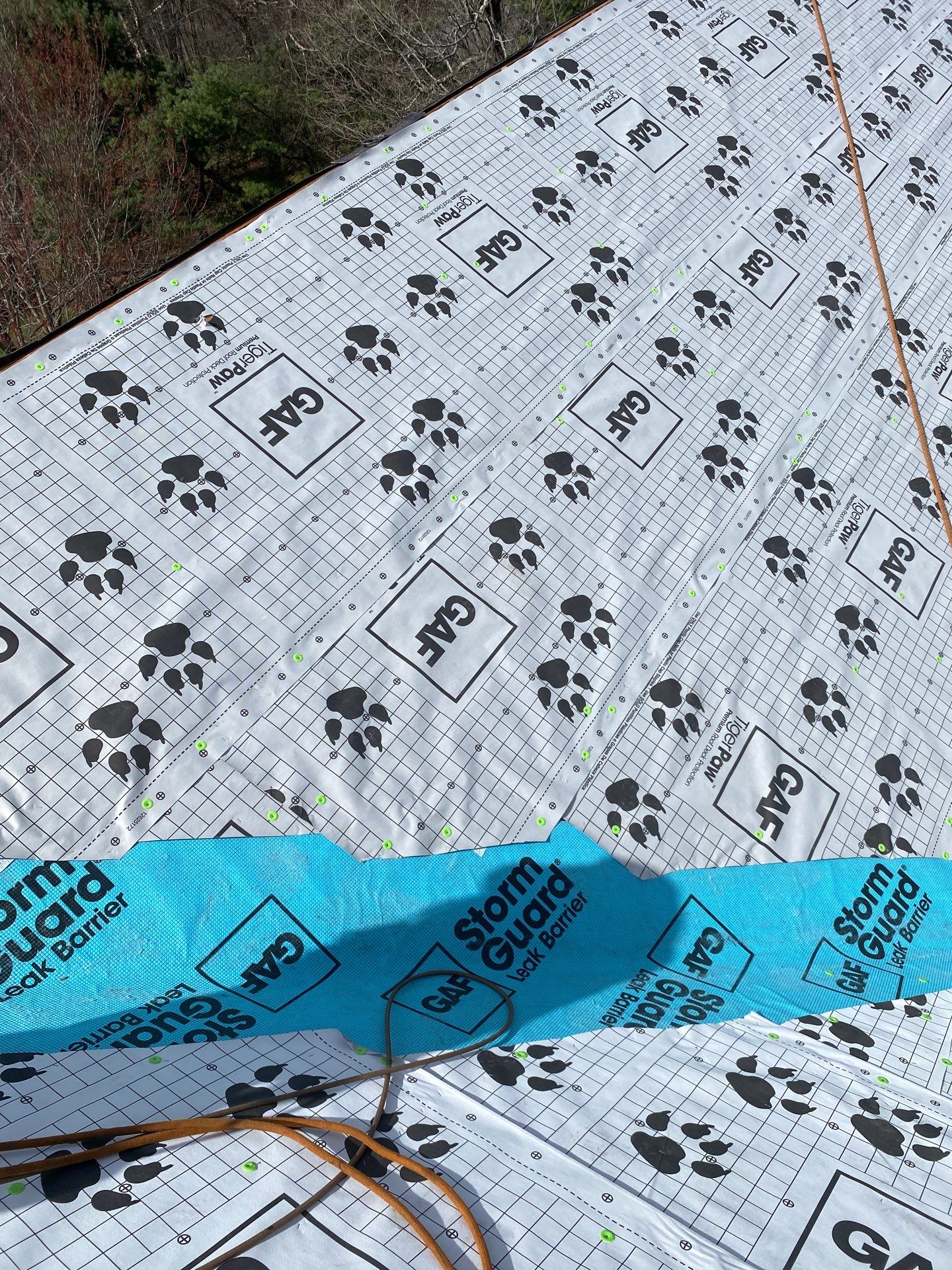 Only the best GAF asphalt shingles in Oxford by DiGiorgi Roofing and Siding Inc