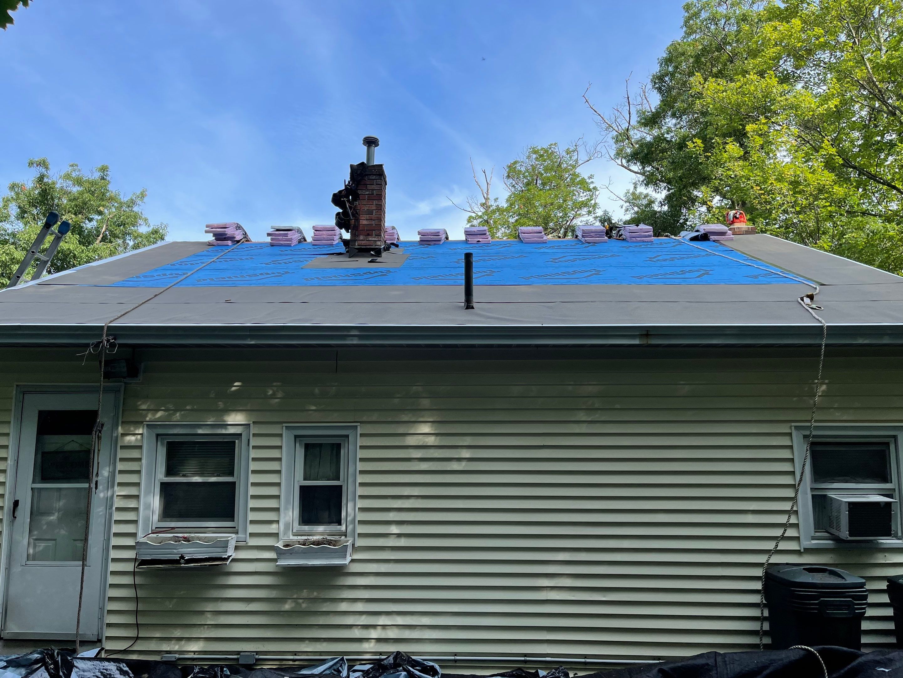 Residential Roofing Installation using Owens Corning TruDefinition by Sensible Home Solutions