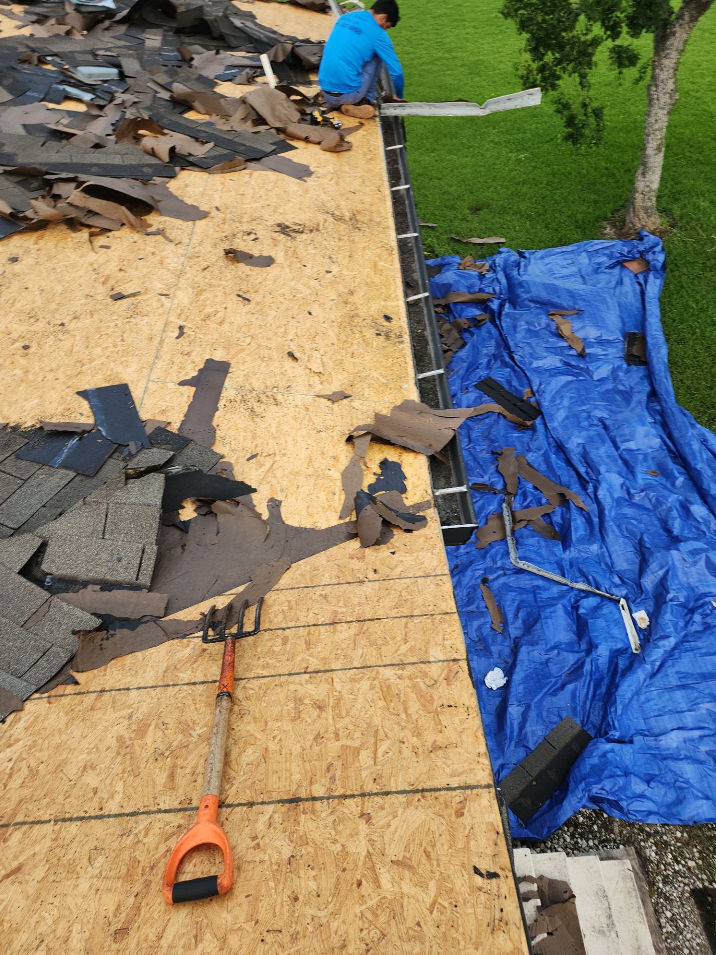 Residential Roofing Installation using Owen's Corning Duration (Lifetime) Shingles by Roof Repair Company