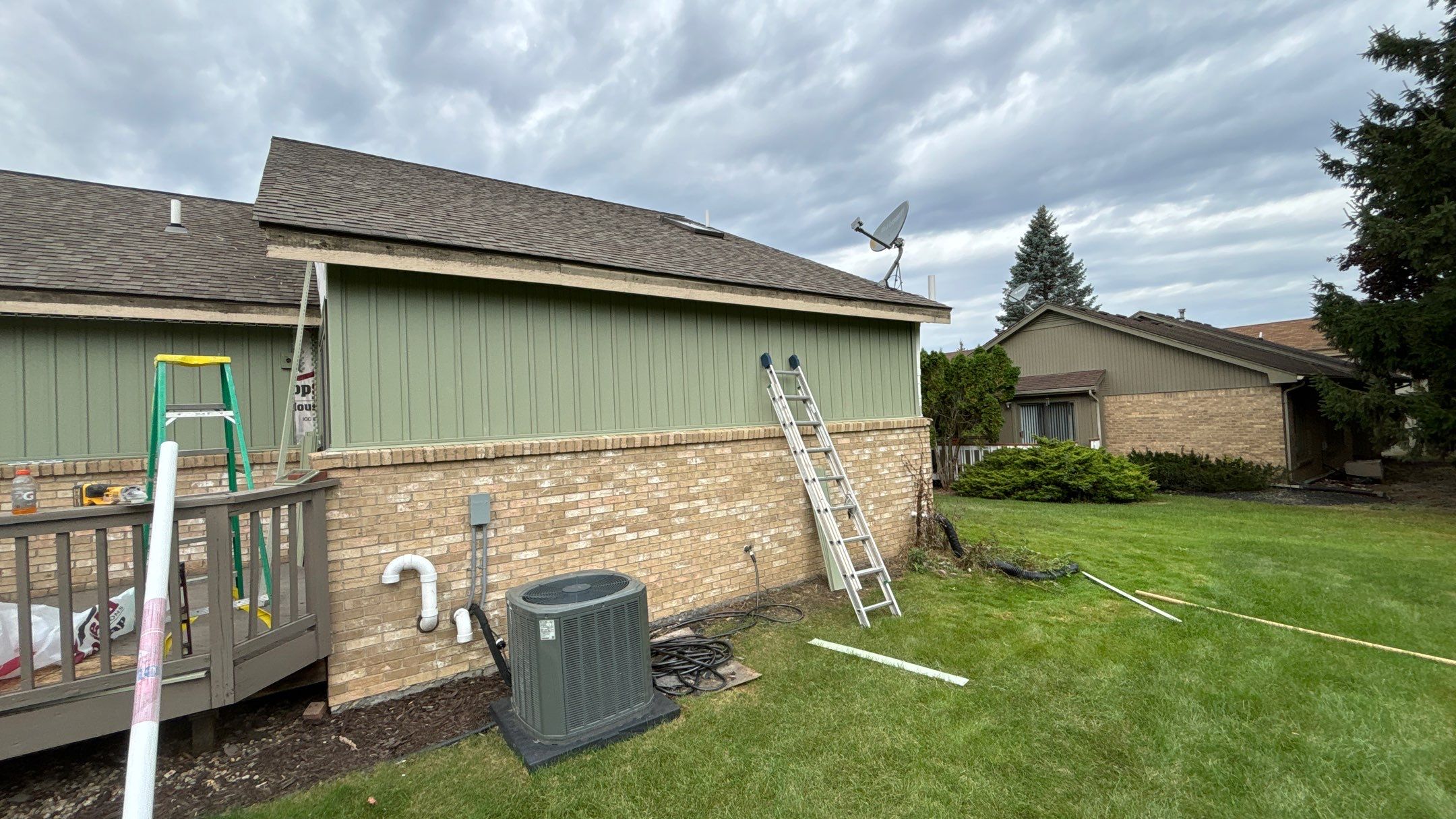Siding Replacement using Alside 7" B&B by 180 Contractors
