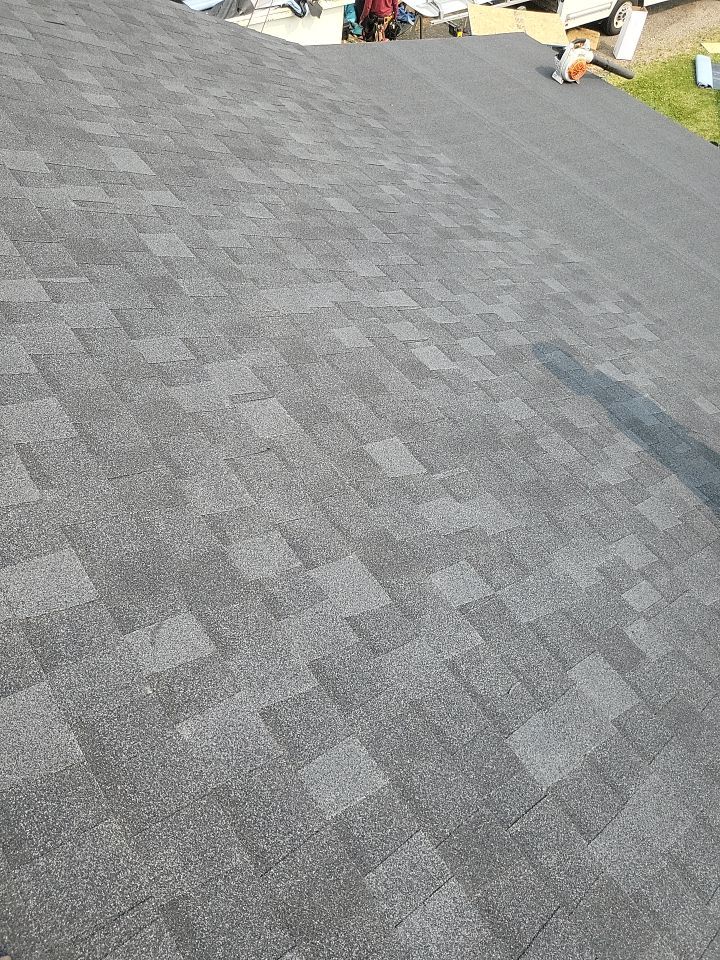 ATLAS PINNACLE HP W/SCOTCHGARD COLOR: BLACK SHADOW by Eagle Eye Roofing