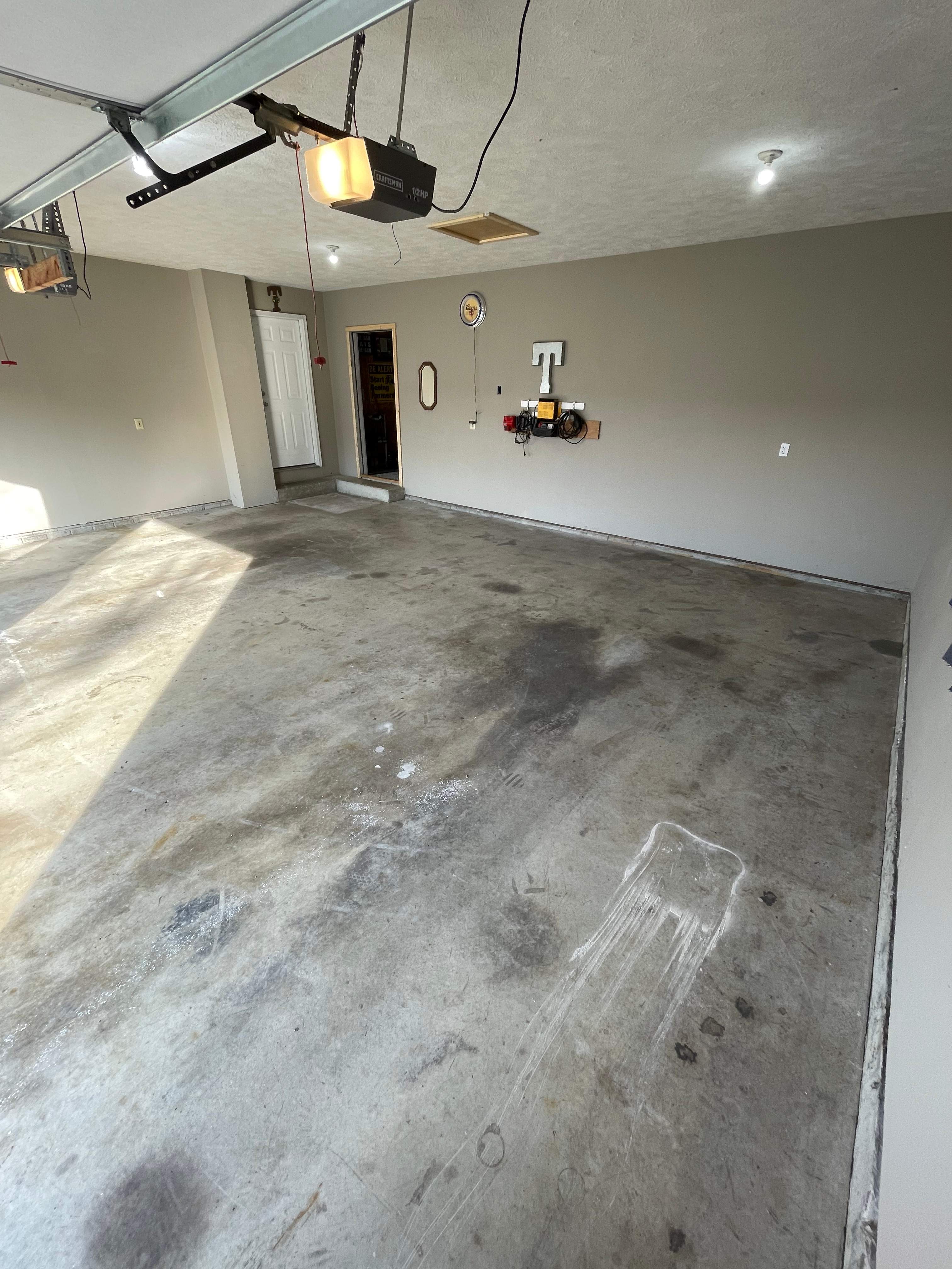 Briar Garage Heyworth by Loud Bros