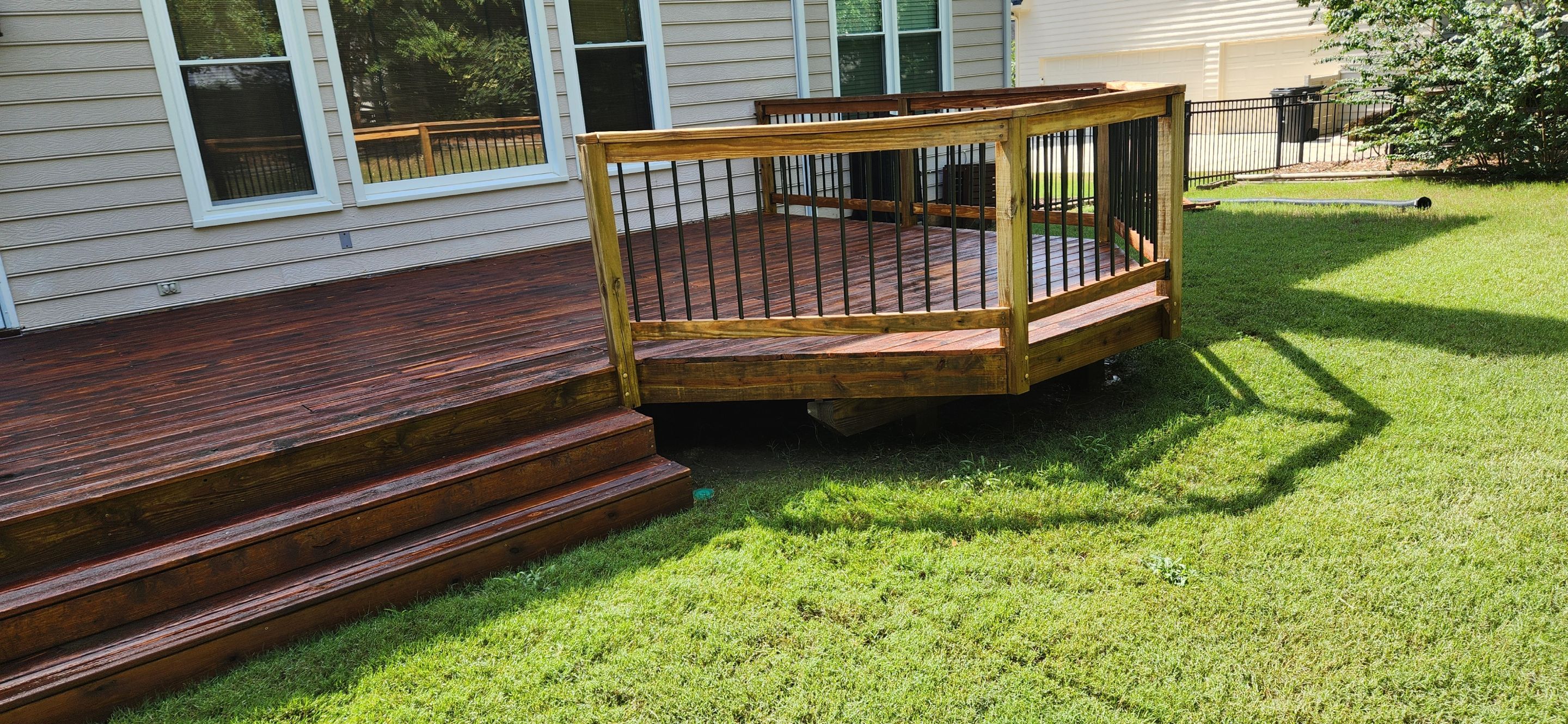 Deck using Wood Sealant by DuraSeal