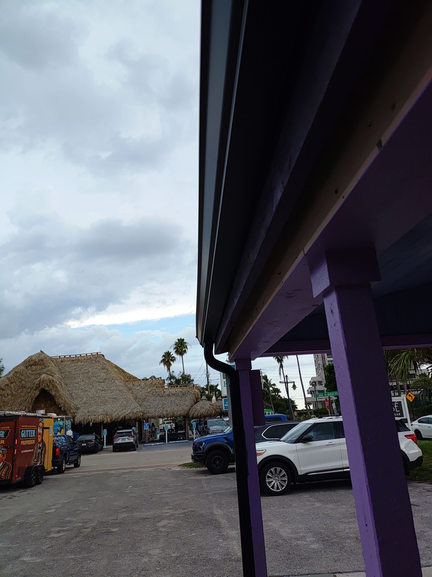 Commercial Replace Gutter in Siesta Key FL by Gutter Professors