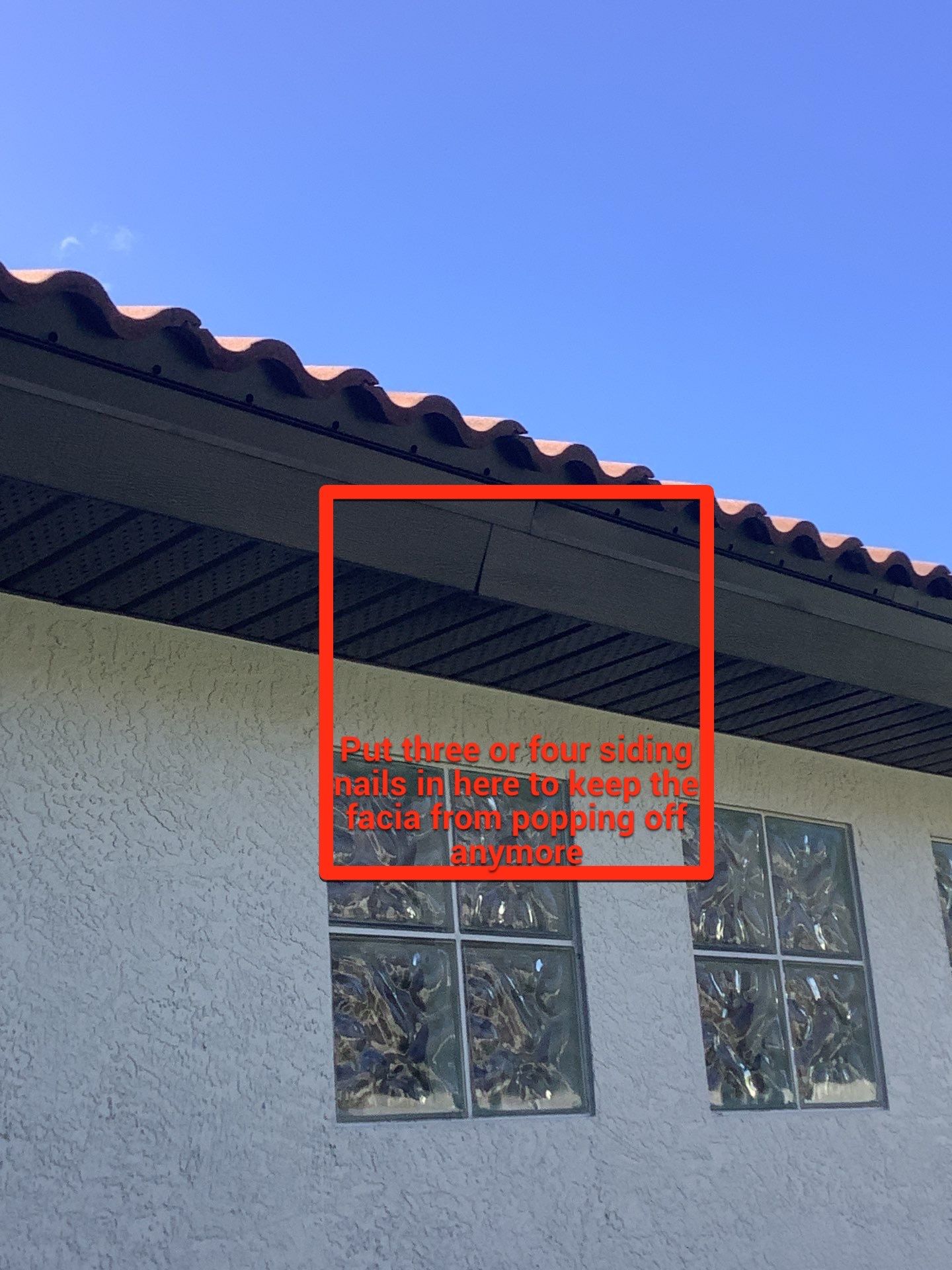 Dark Soffit and Fascia Repair in Lakewood Ranch FL by Gutter Professors