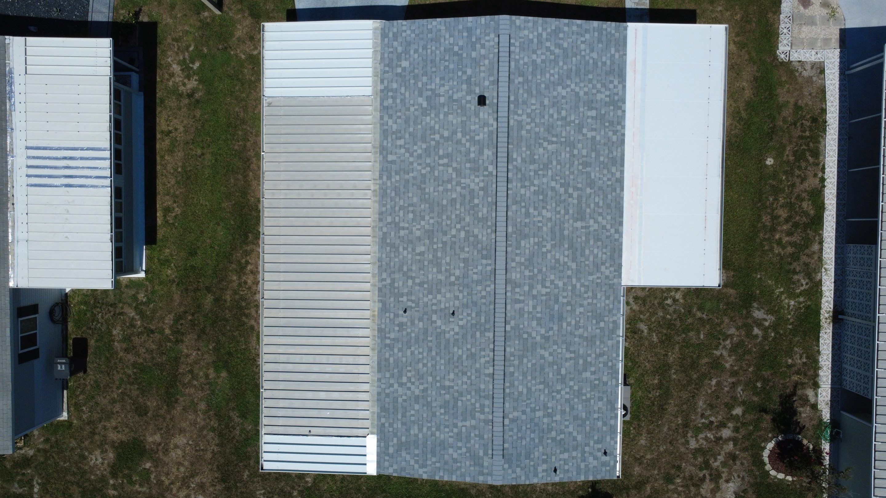 Roof replacement in Palmetto, FL by Steadfast Roofing