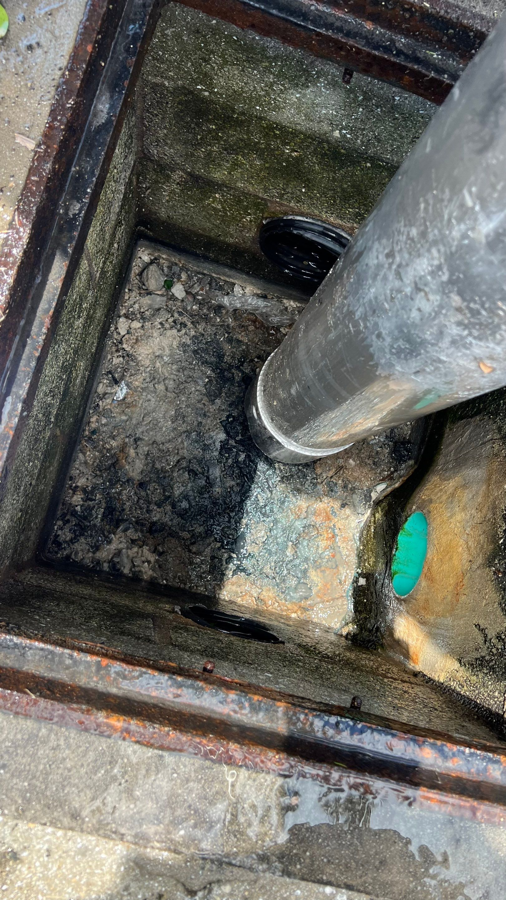 Naples Condo Catch Basin Cleaning by APS Power & Water