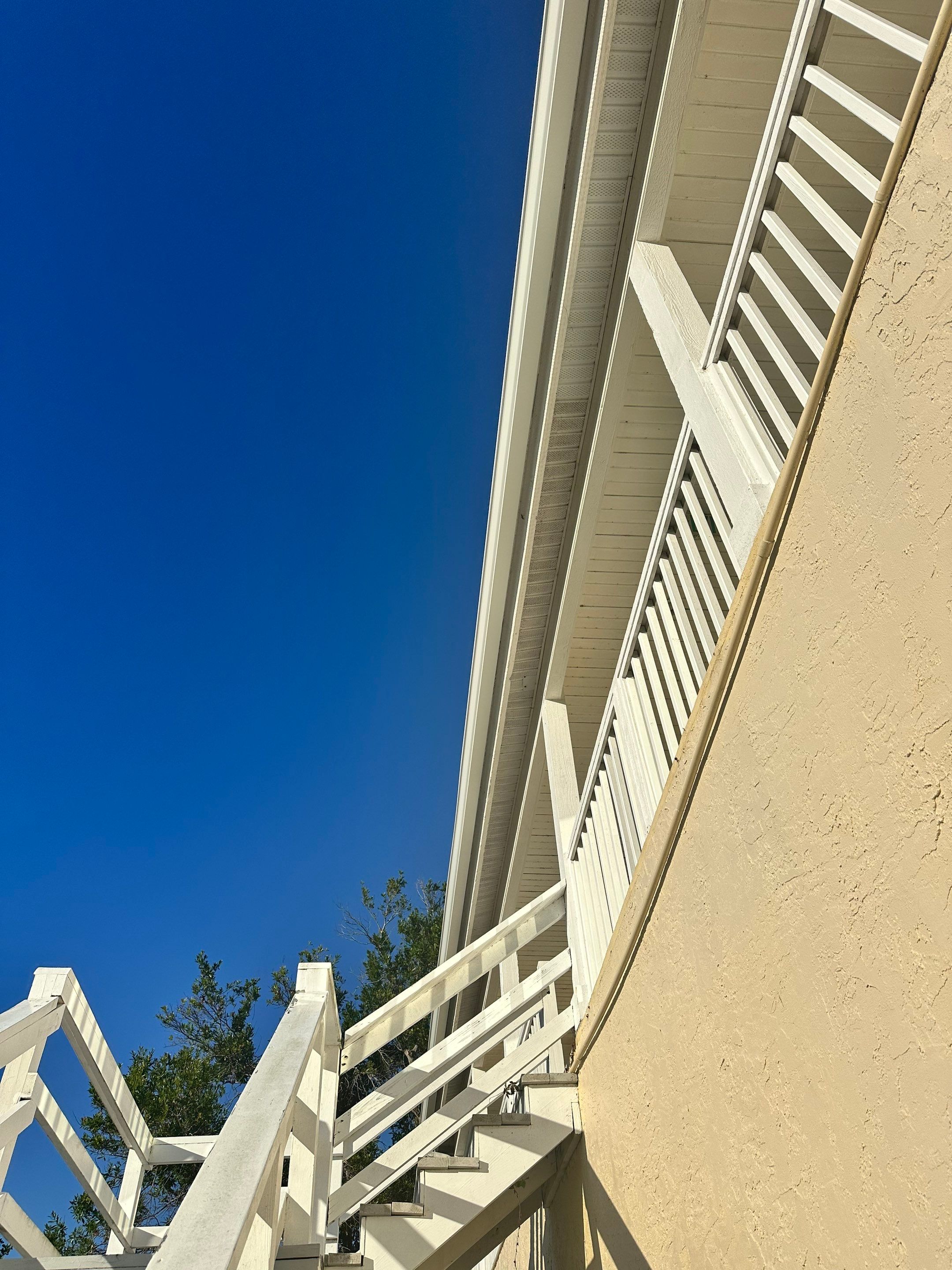 Gutter and Soffit System Upgrade in Sarasota FL by Gutter Professors