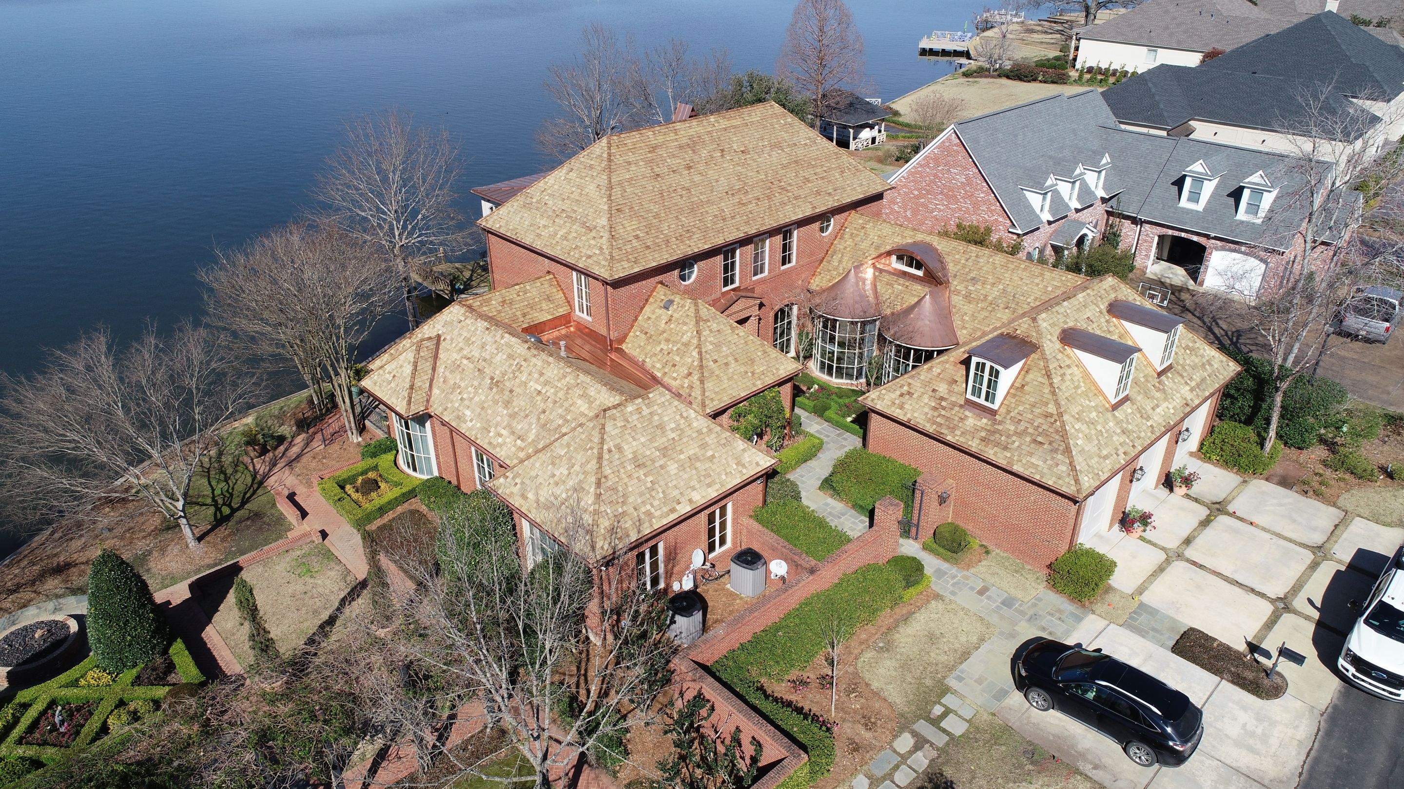 Certi Grade Cedar Perfection Shingles by Elite Roofing & Gutters