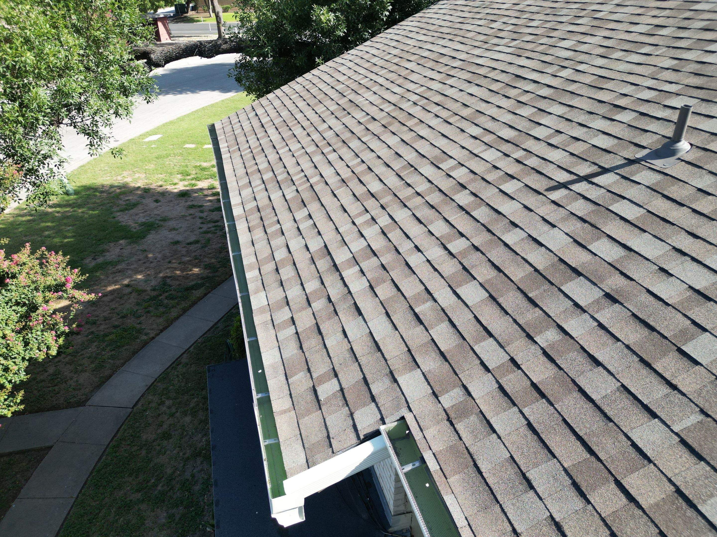 Driftwood - Owens Corning TruDefinition Duration by RoofsOnly.com