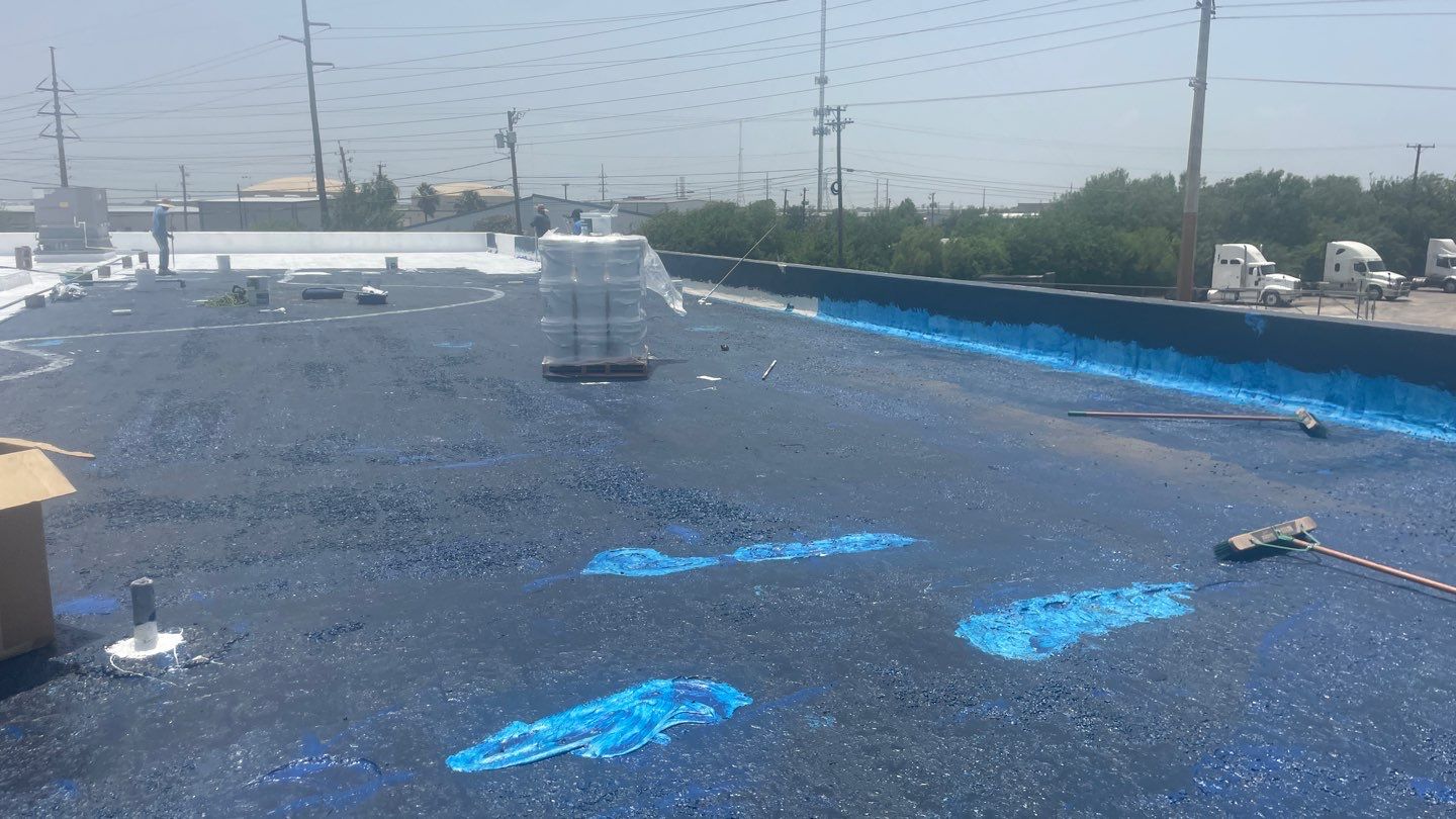 Dirty leaking Gravel Roof by Bayfront Roofing and Construction