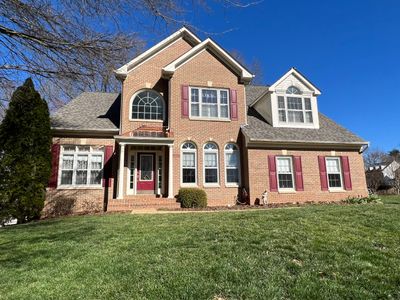 Fairfax Station: CertainTeed Landmark Pro Designer Shingles in Max Def Weathered Wood