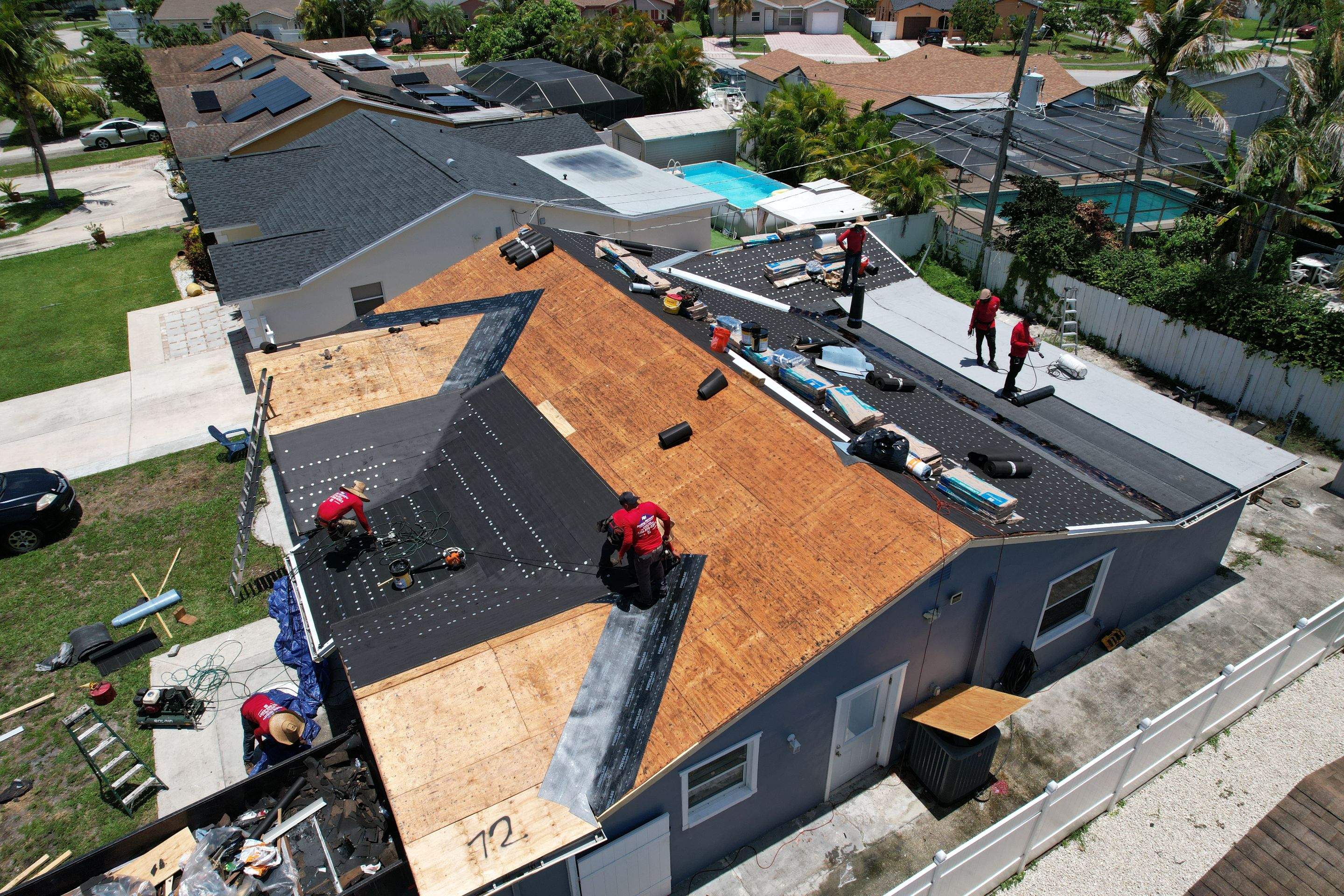 Shingles Roof in Boca Raton by Roofing Recovery