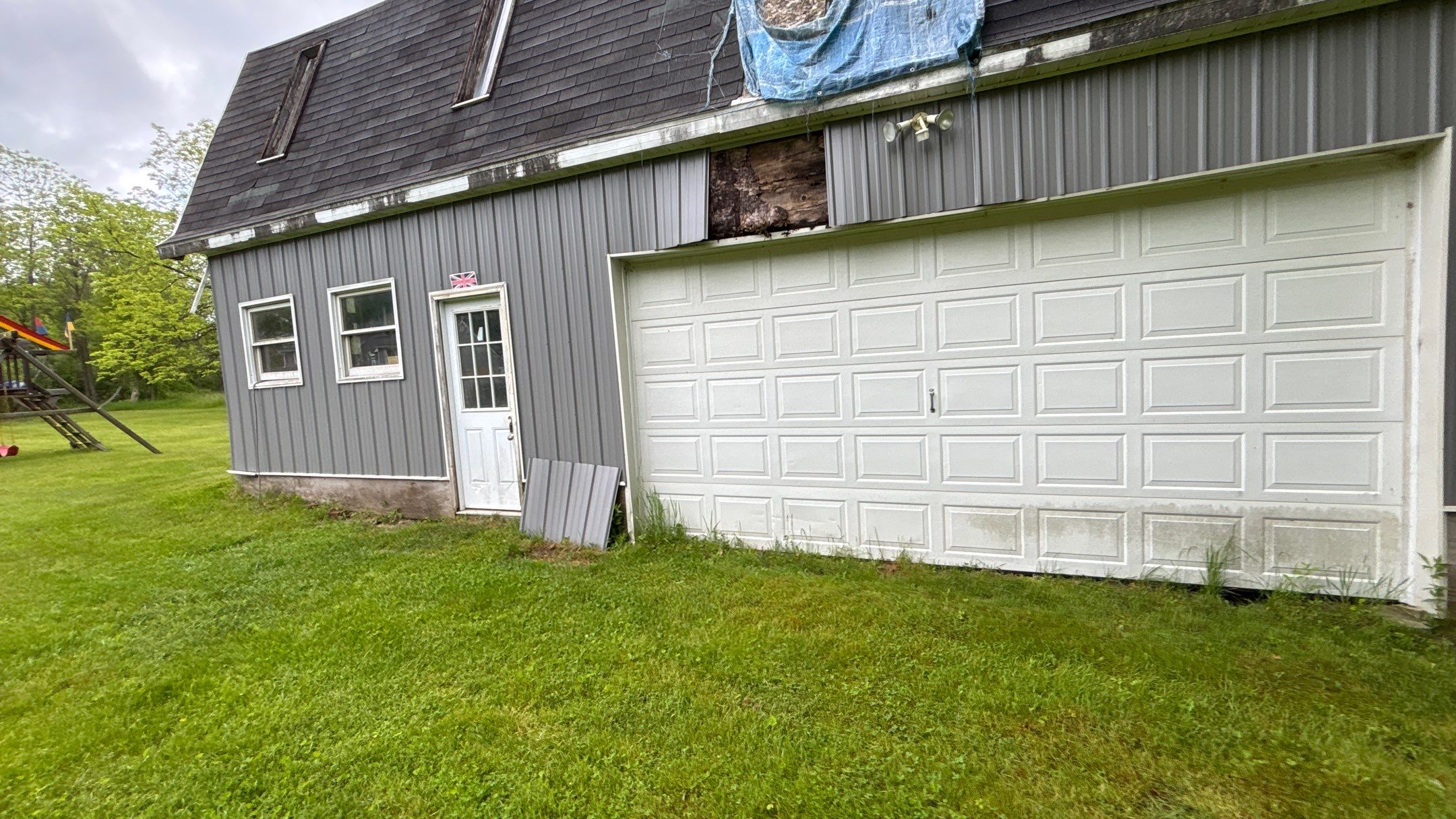 Roof Replacement using Atlas Pinnacle Pristine Pewter by 180 Contractors