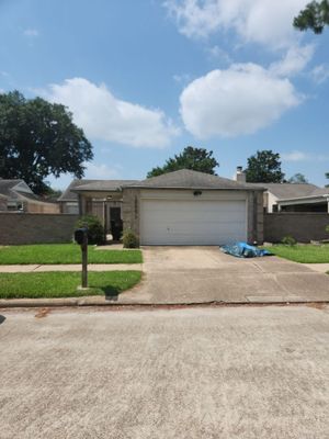 Asphalt Shingle Roof Repair and Underlayment Replacement in Houston