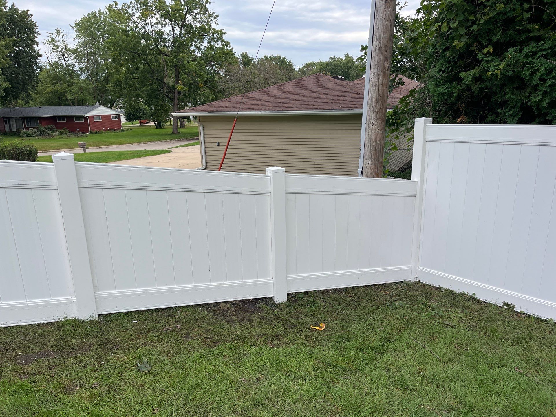 New White Vinyl Privacy Fence and Gate Installation in Waterloo by Perfect Picket Fence and Stain