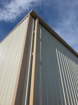 Commercial Gutters in Elwood
