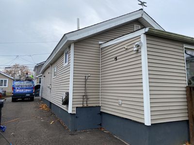 Siding Repair using Aluminum Flashing