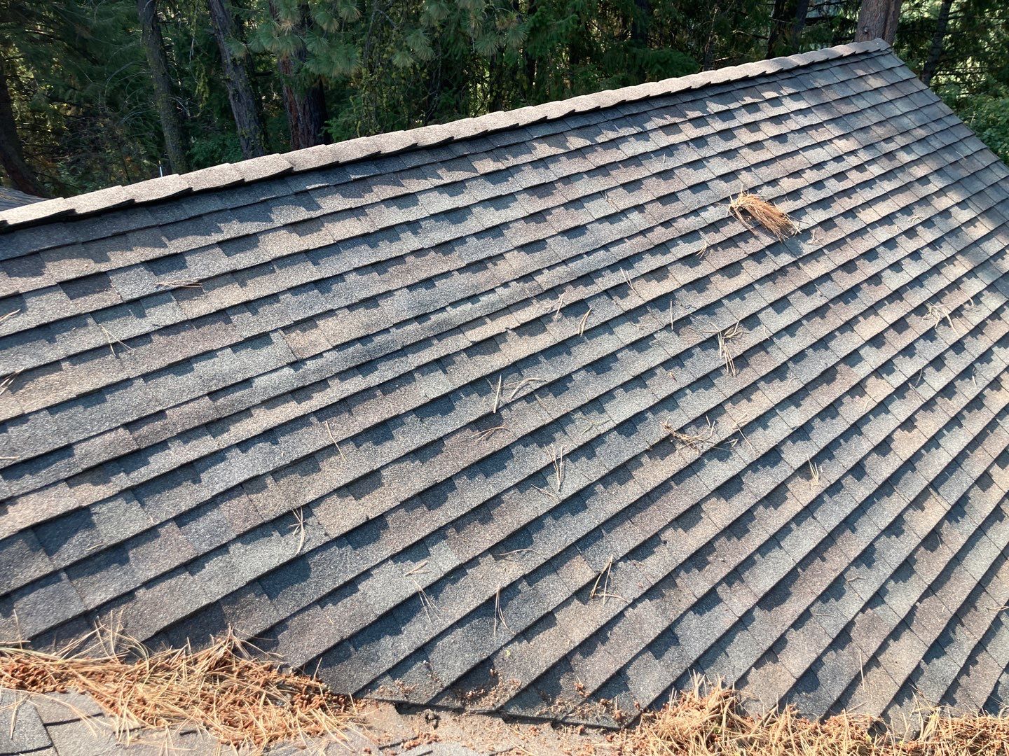 Two story new build gets a CertainTeed Landmark roof in Shenandoah  by ID Roofing LLC
