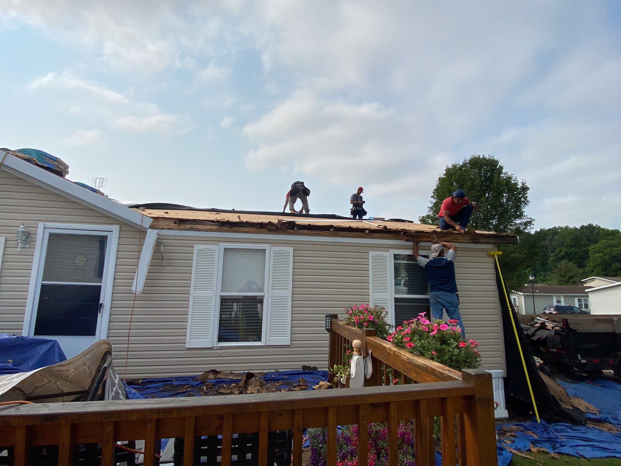 Roof Replacement using CertainTeed Landmark by 180 Contractors