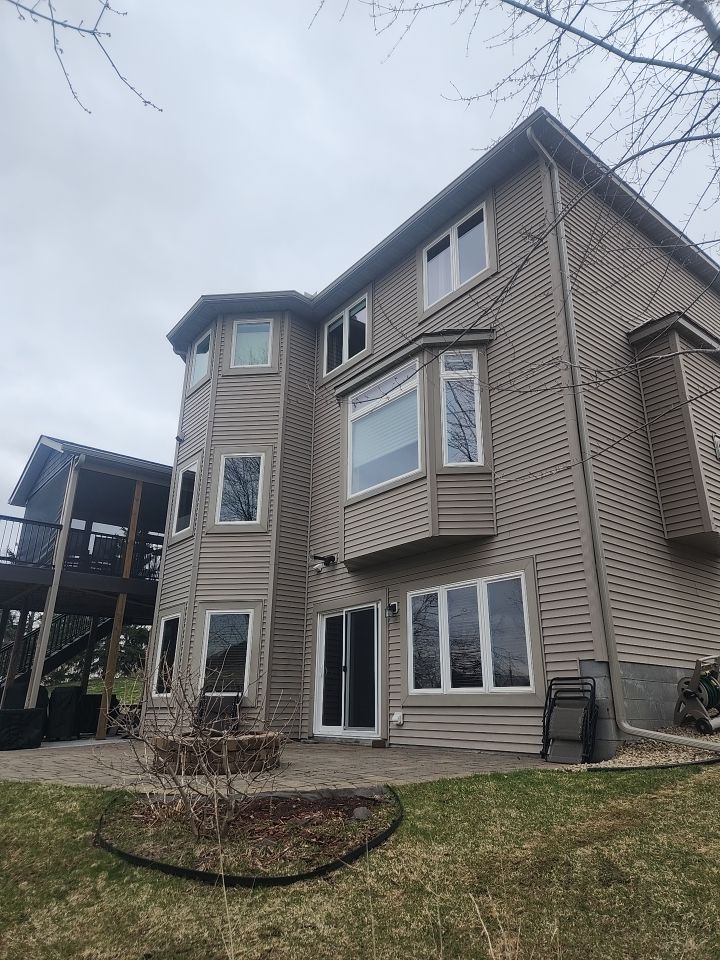 6" Gutters in Shakopee by Next Level Seamless Gutters / Exteriors Inc.