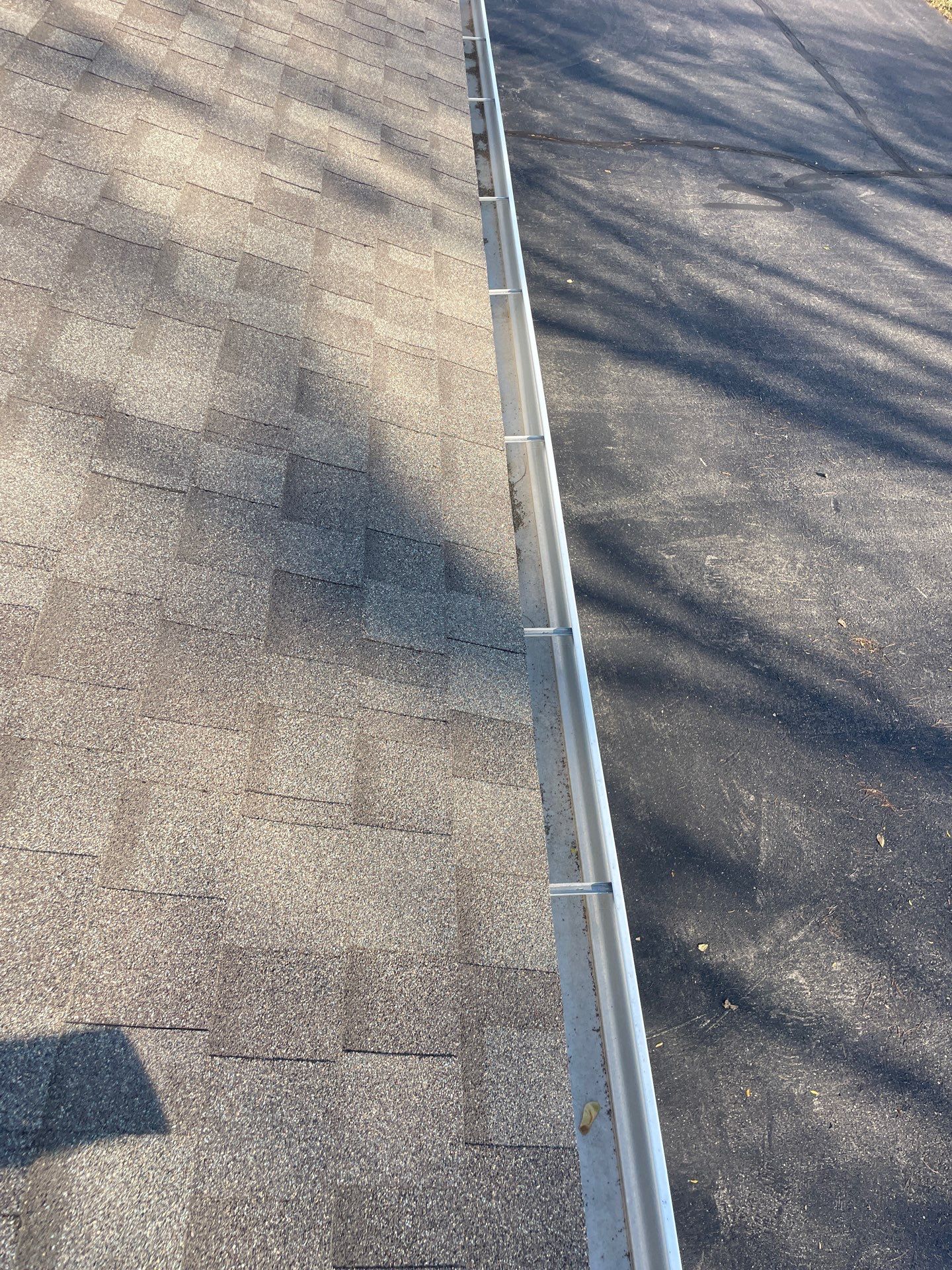 HOA gutter cleaning after photo.