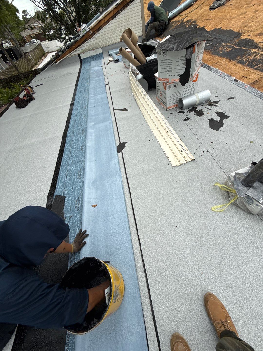 Project in Largo 33773 by Mitchell Roofing Company LLC 