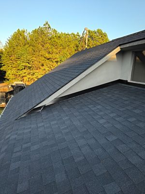 Asphalt Roof Replacement in Pinson