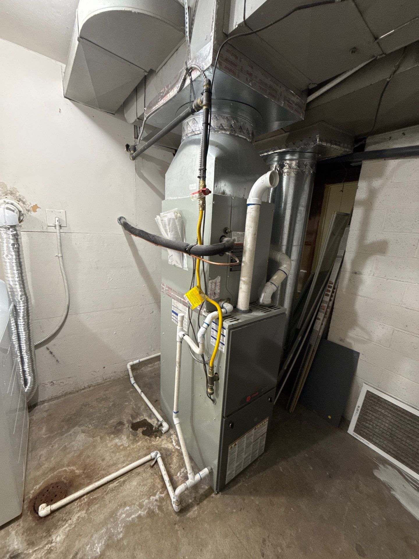 High Efficient Gas Furnace Replacement by Universal Comfort Heating &Cooling